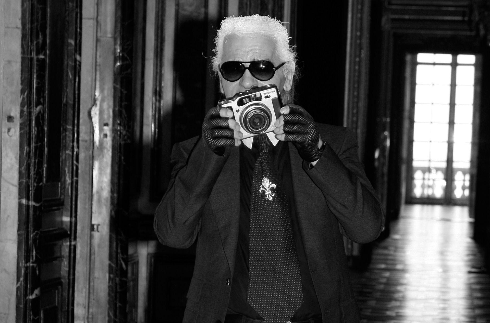 Karl Lagerfeld Wallpapers Image Photos Pictures Backgrounds