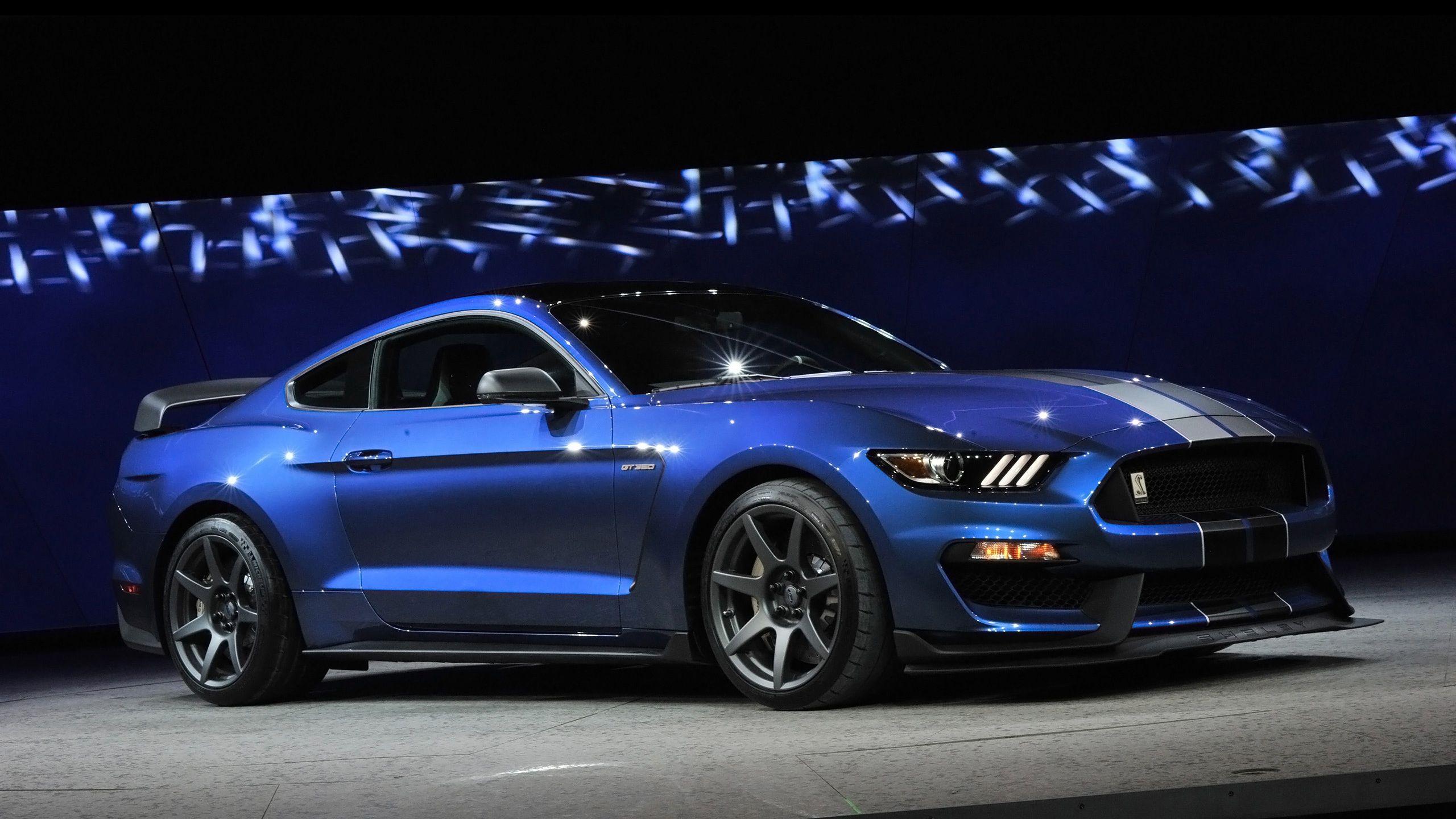 2016 Ford Shelby GT350R Mustang 2 Wallpapers