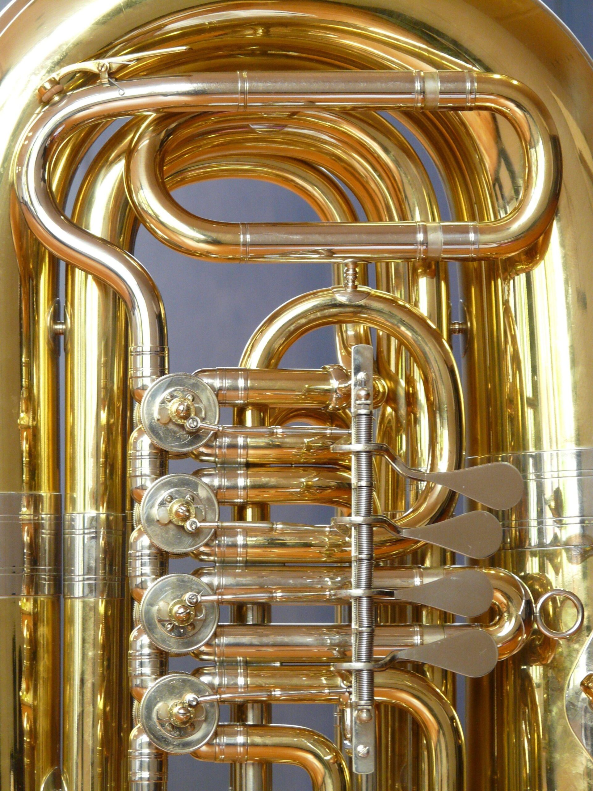 21 royalty free tuba image, minimum size:2k