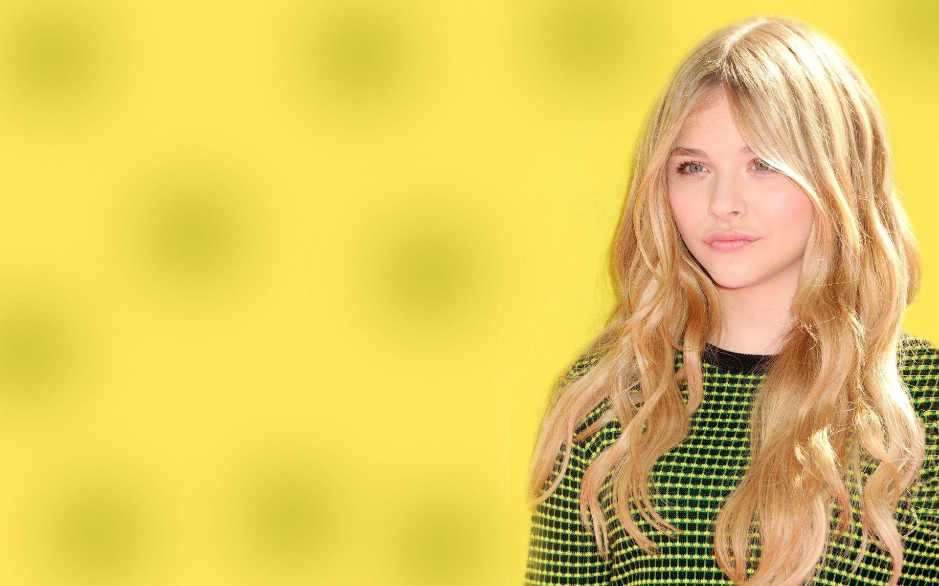 Chloë Grace Moretz HD Wallpaper Backgrounds Wallpapers 1920×1200