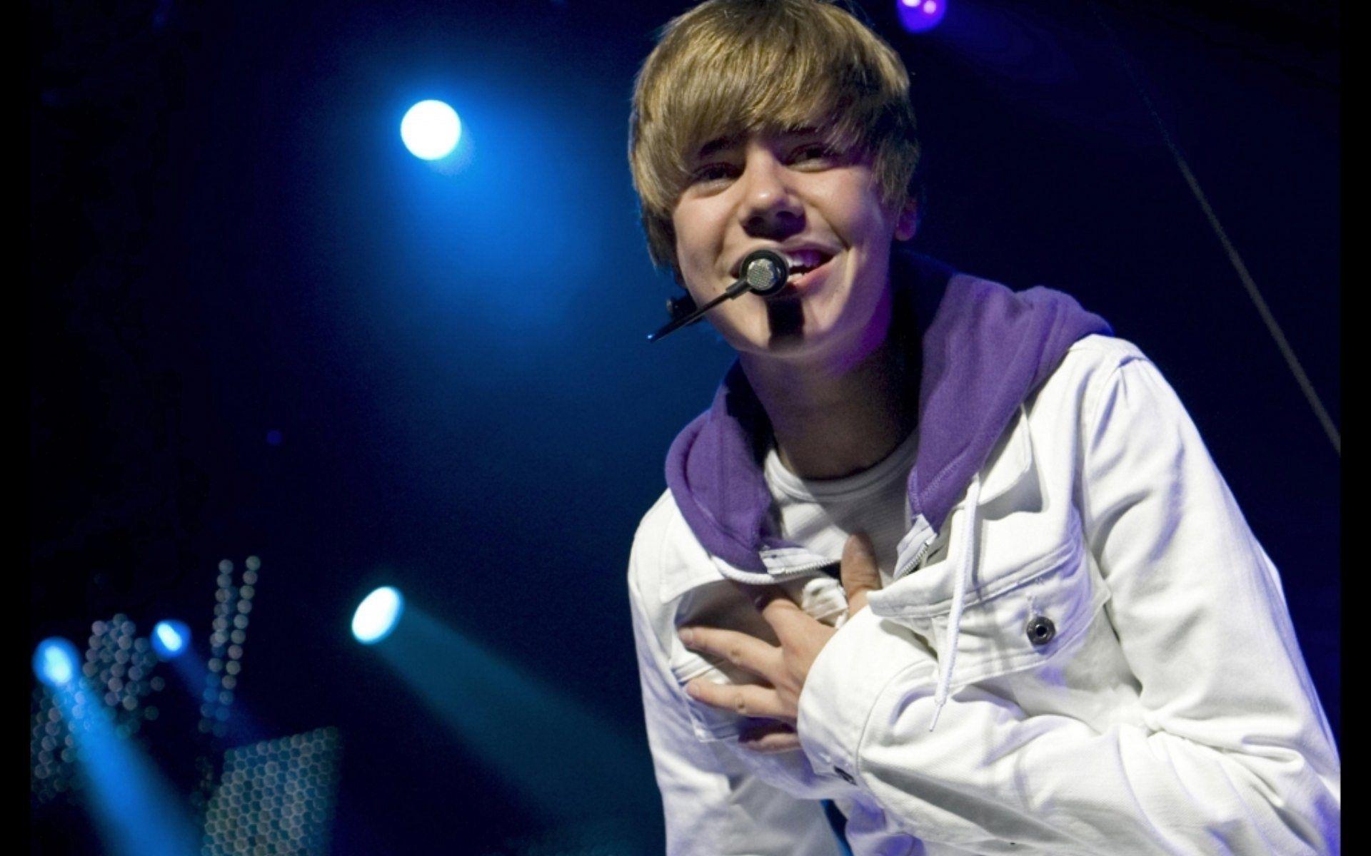 Justin Bieber One Less Lonely wallpapers