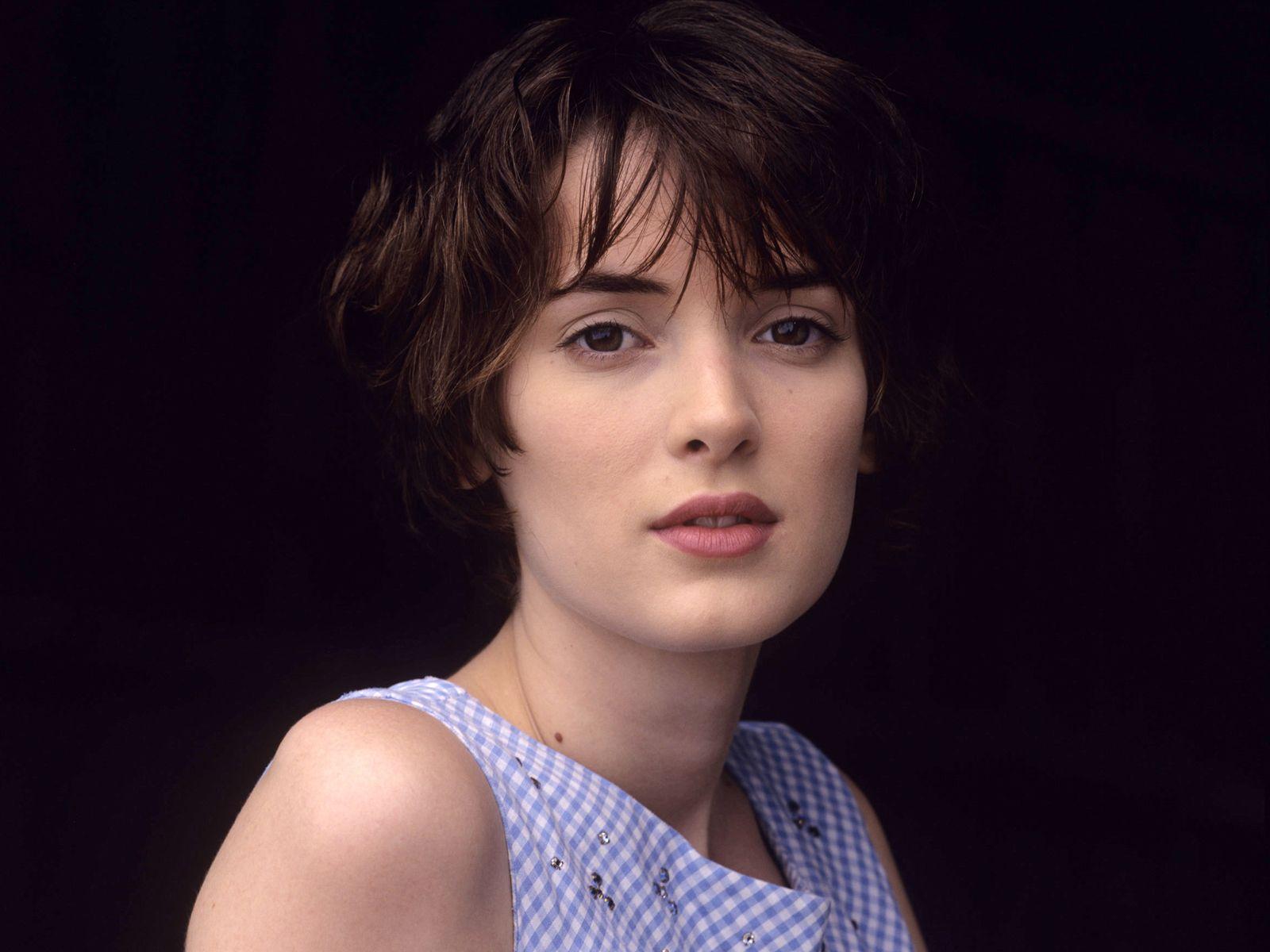 Winona Ryder HD Wallpapers for desktop download