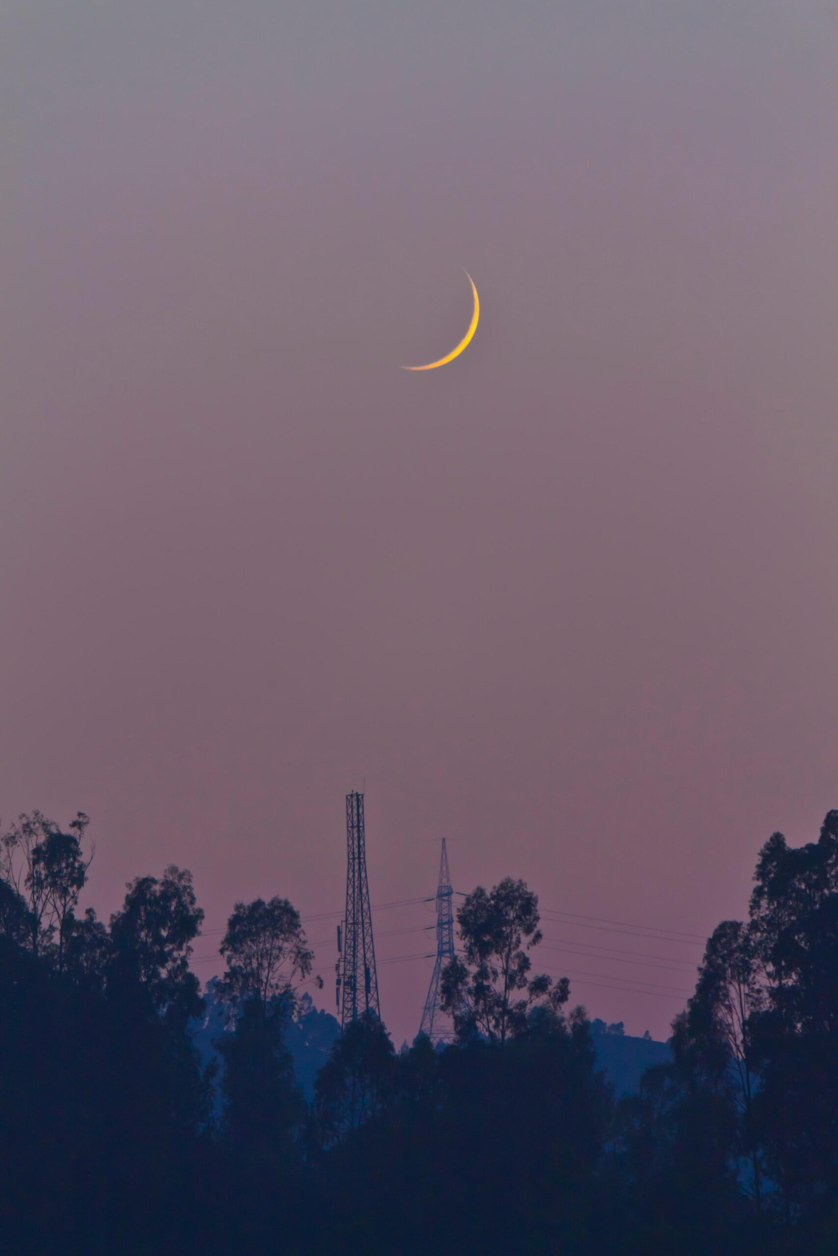 250+ Beautiful Crescent Moon Photos