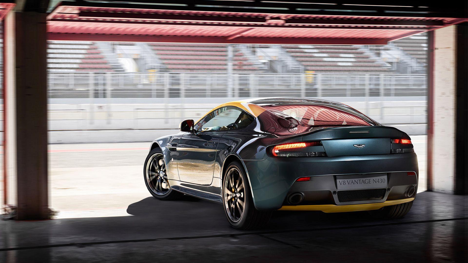 2014 Aston Martin V8 Vantage N430 2 Wallpapers