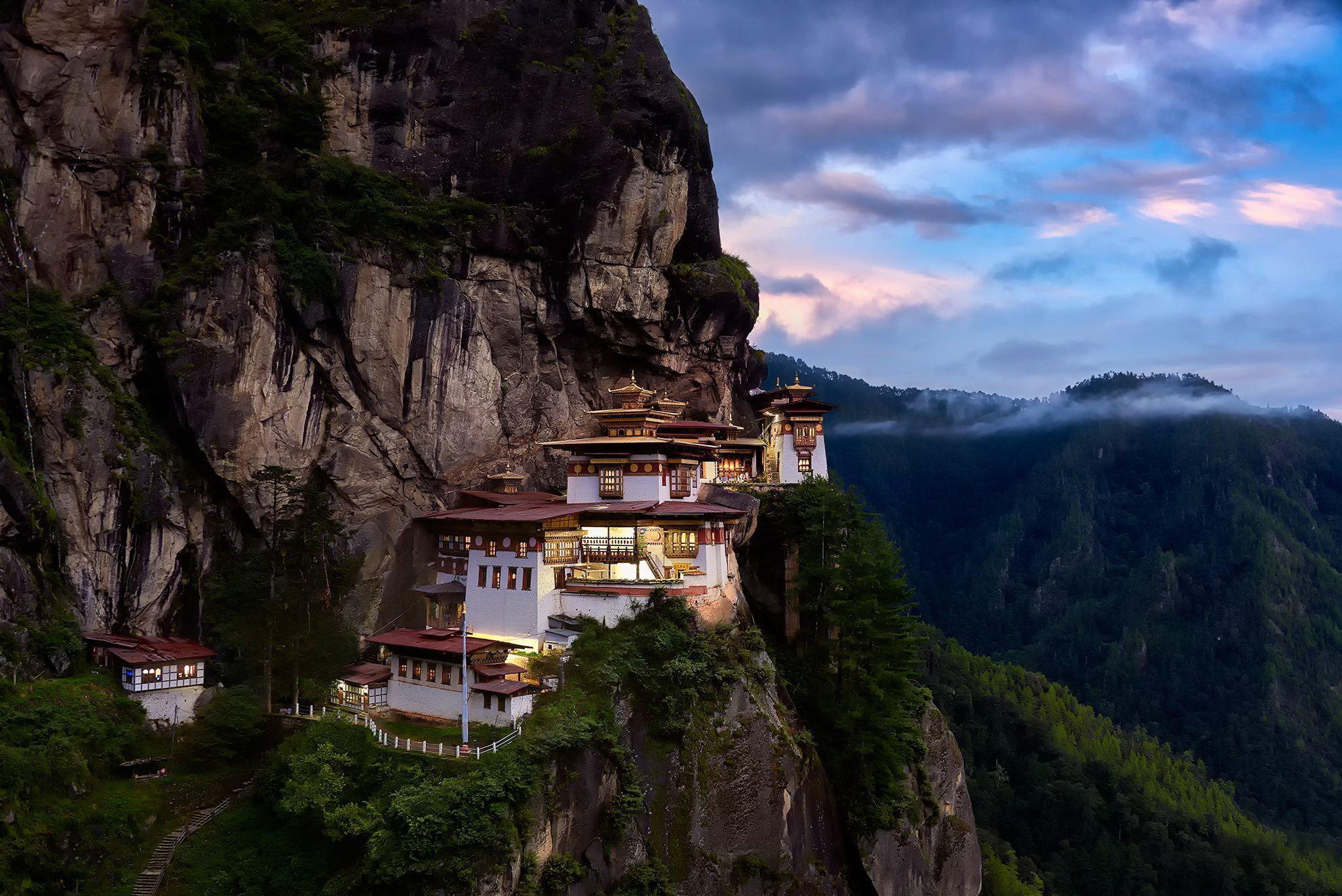 Wallpapers Paro Taktsang, Tigers Nest, monastery, Paro Valley, Paro