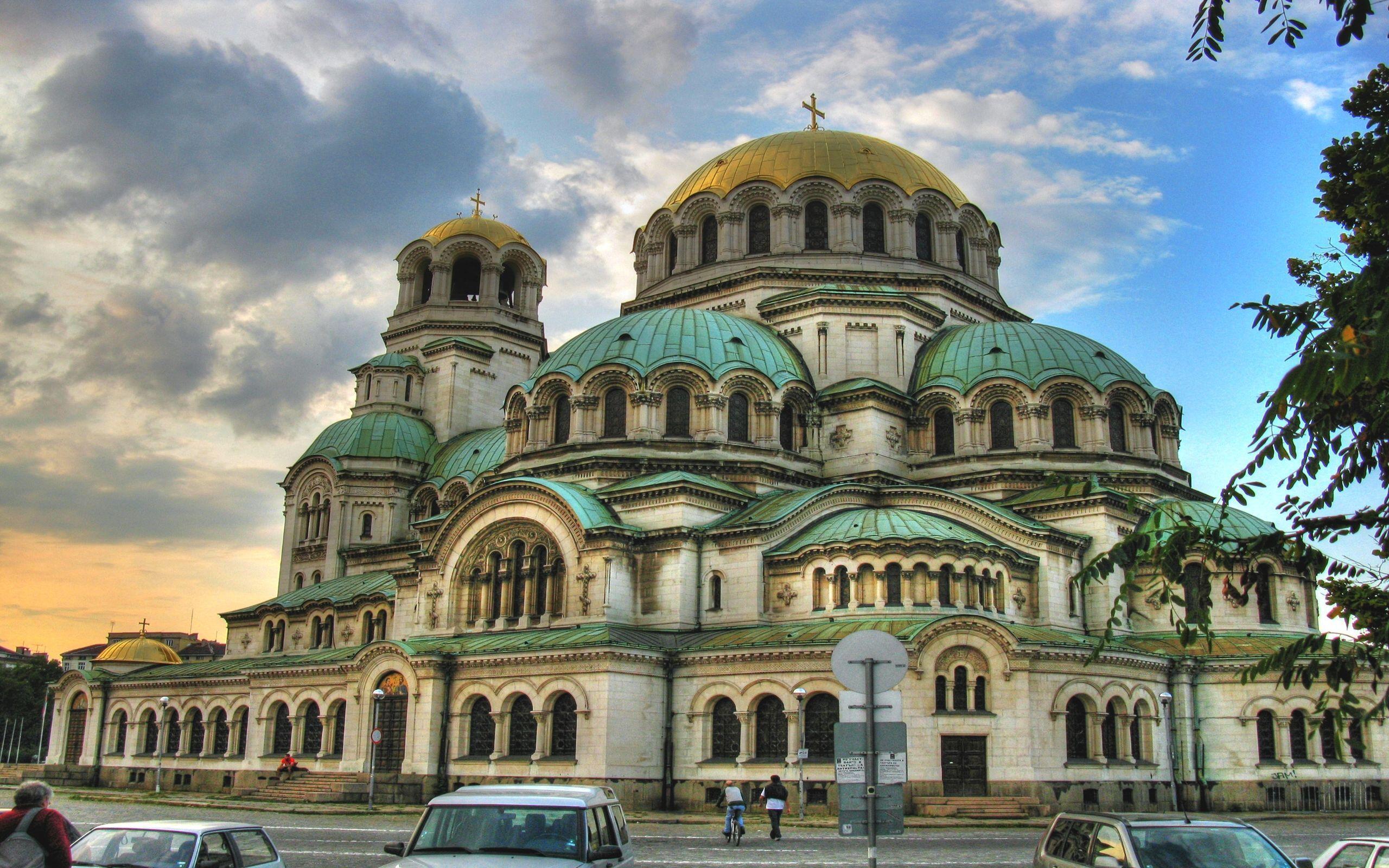 Alexander Nevsky Cathedral in Sofia, Bulgaria Full HD Wallpapers