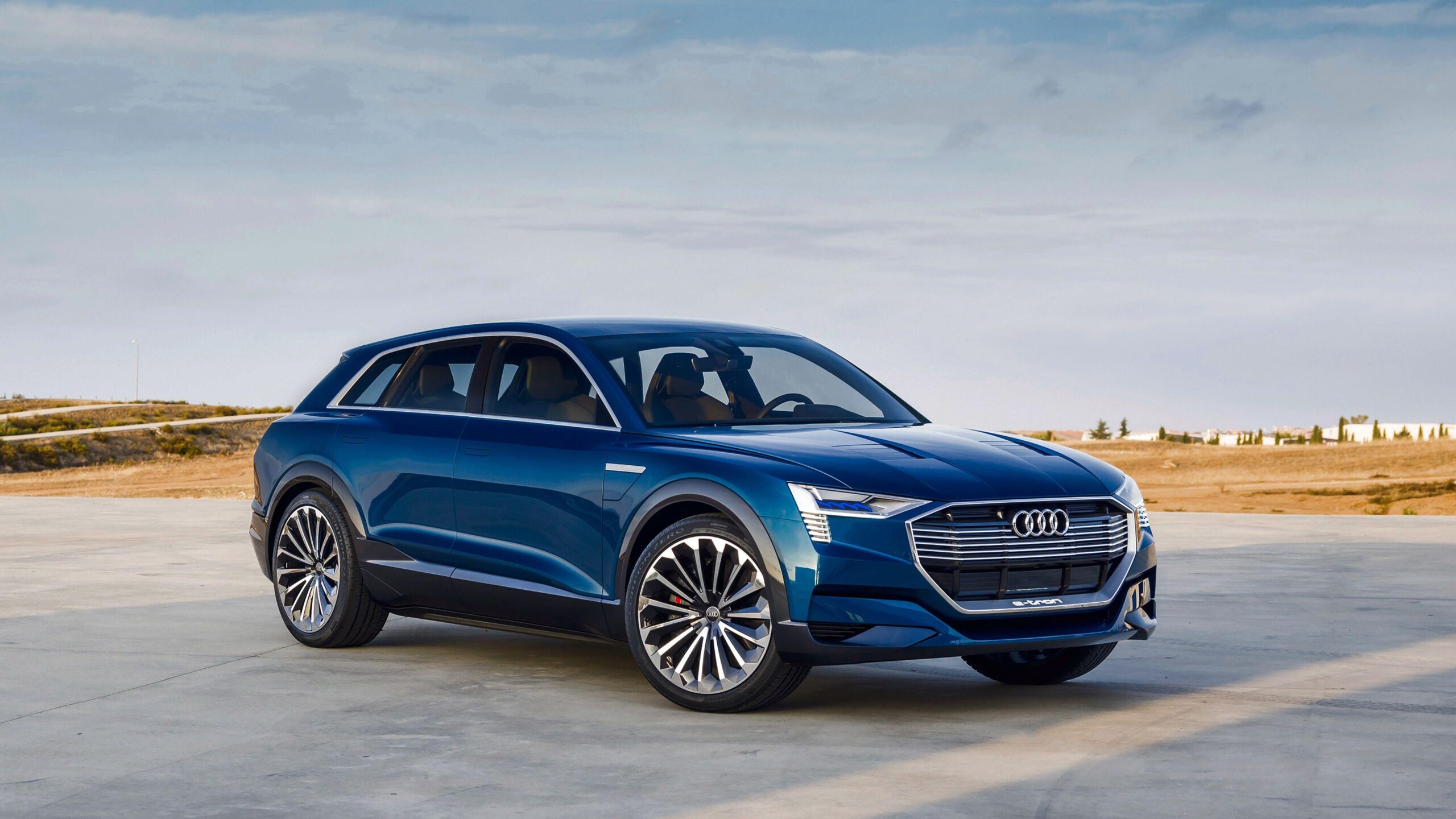 2018 Audi e Tron Quattro Concept Wallpapers