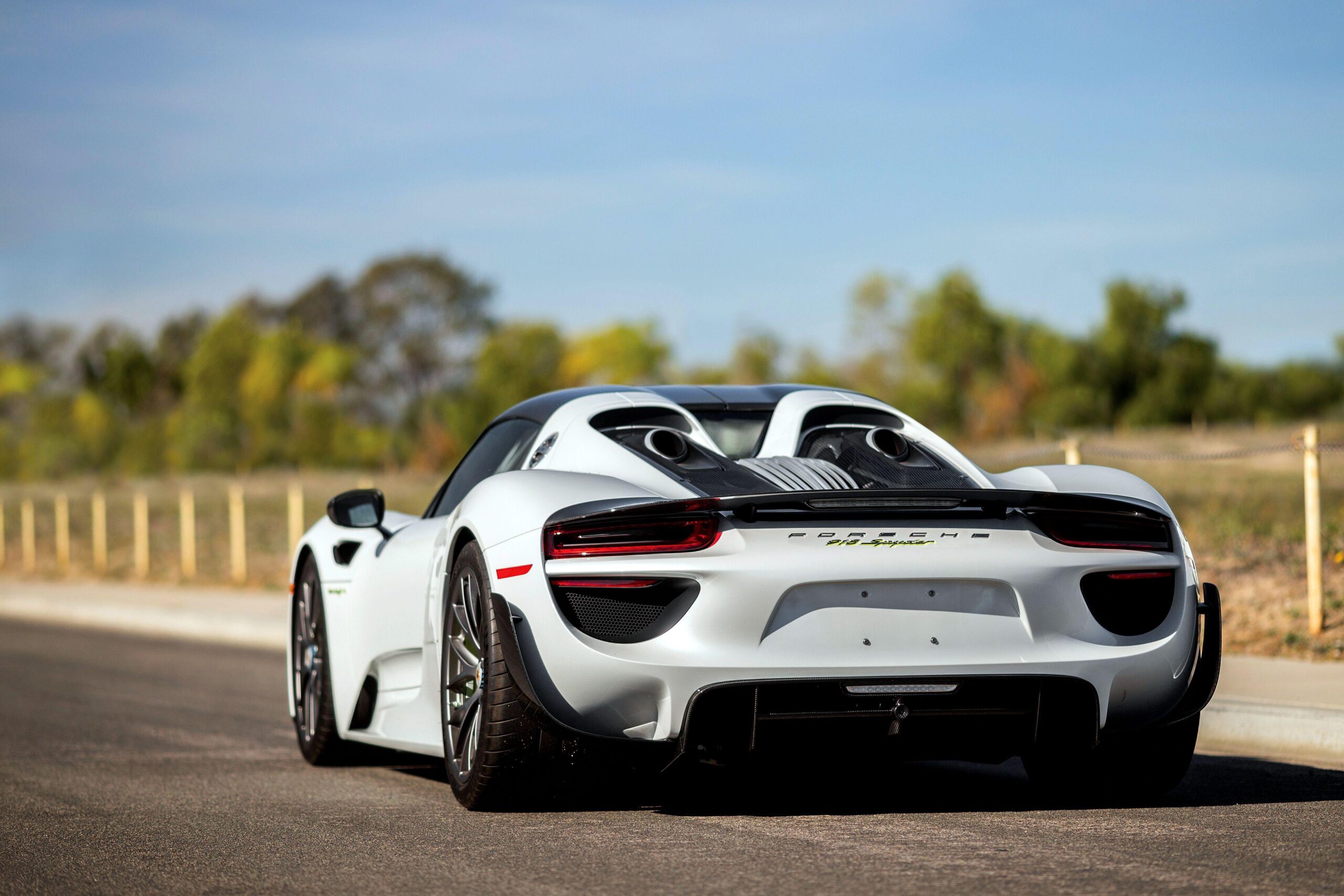 59 Porsche 918 Spyder HD Wallpapers