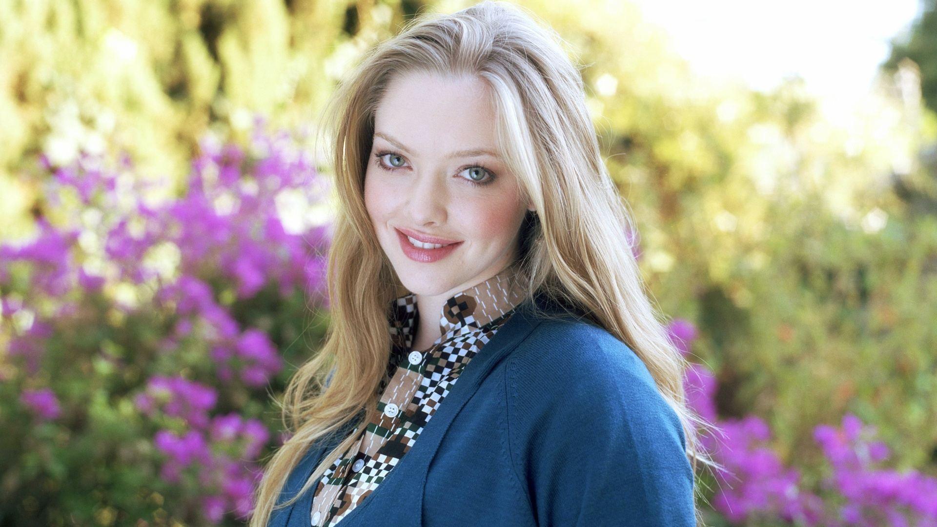 Amanda Seyfried HD Wallpapers