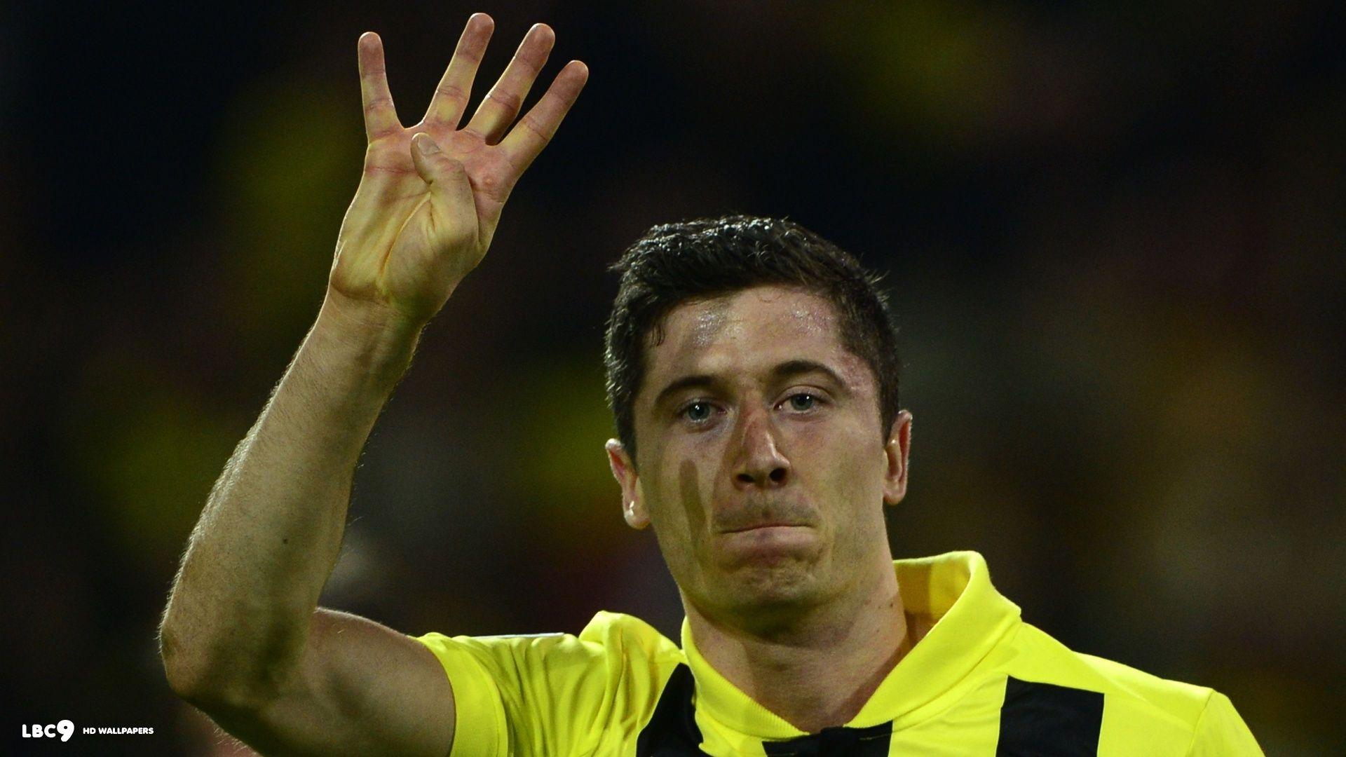 robert lewandowski wallpapers 8/10