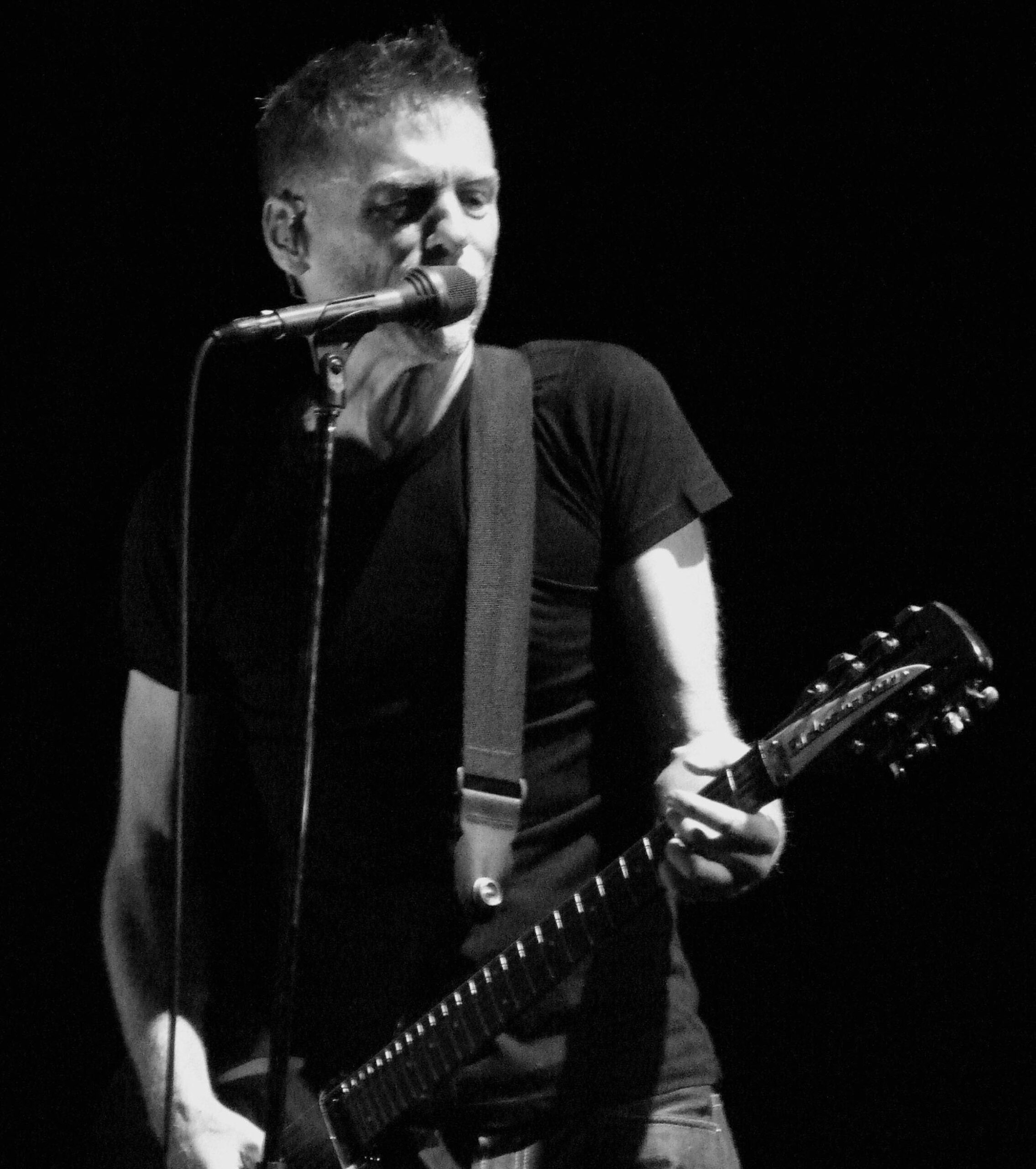 Bryan Adams HD Pictures