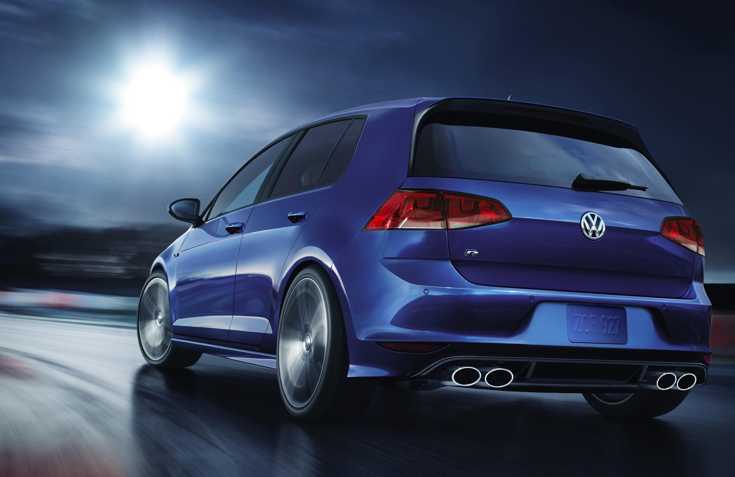 Volkswagen Golf 2017 HD Wallpapers