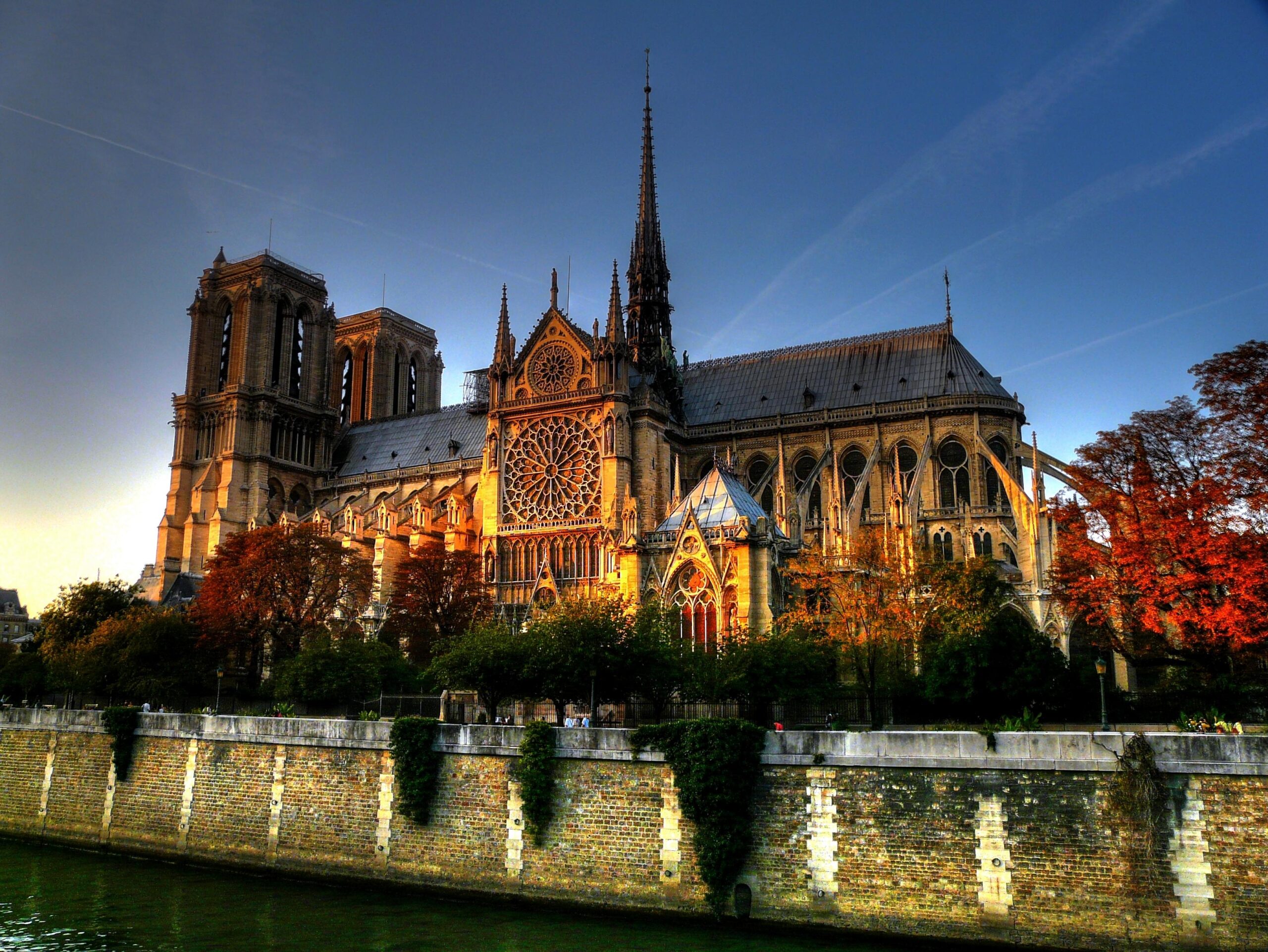 px Notre Dame Cathedral Wallpapers