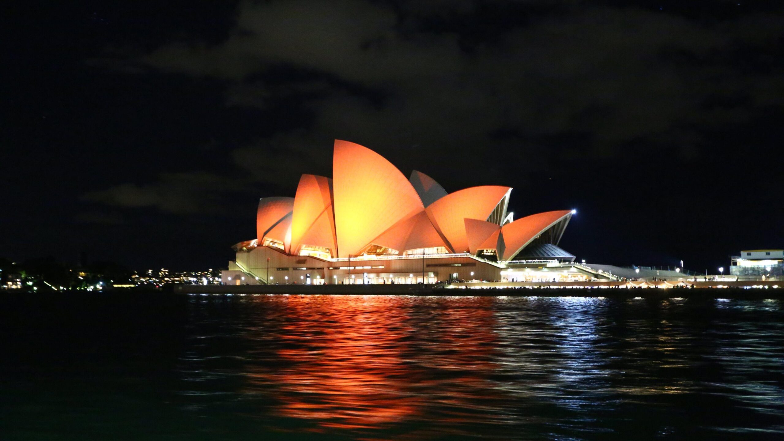 File: Sydney Opera House Wallpapers