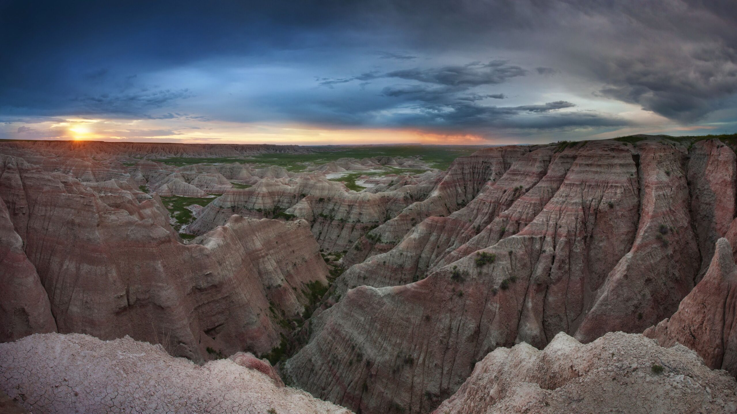 Badlands National Park, South Dakota, United States widescreen