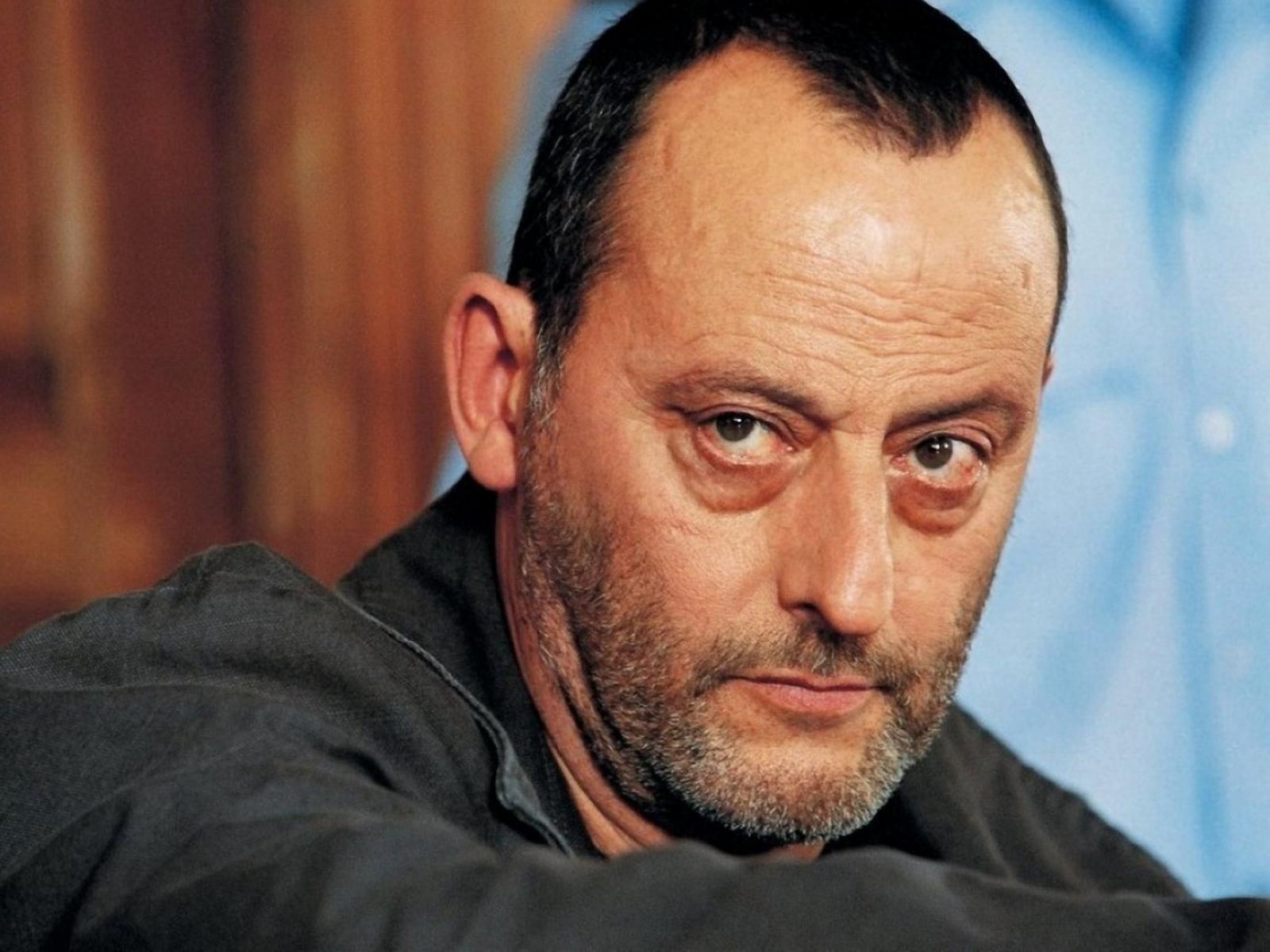 Jean Reno Backgrounds → Celebrities Gallery