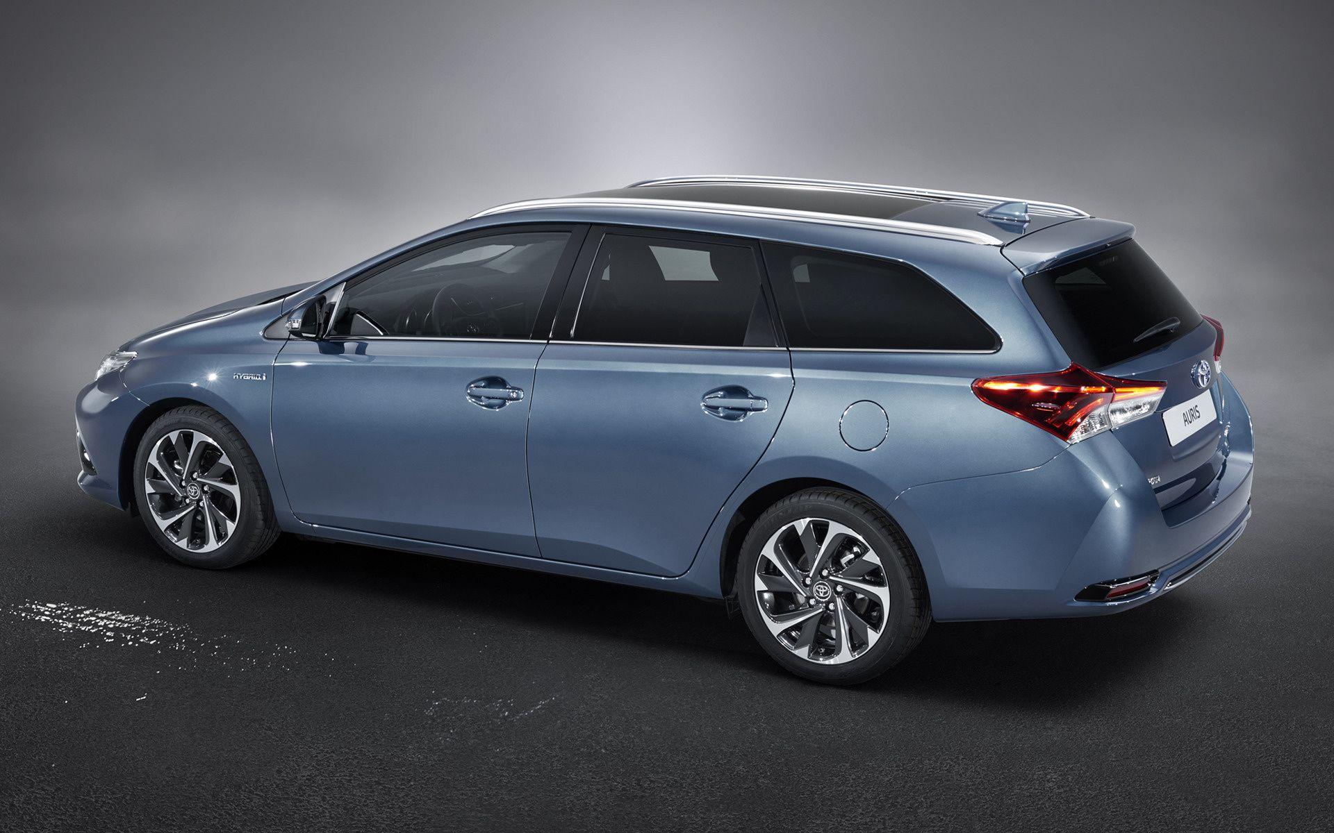 Toyota Auris Touring Sports Hybrid