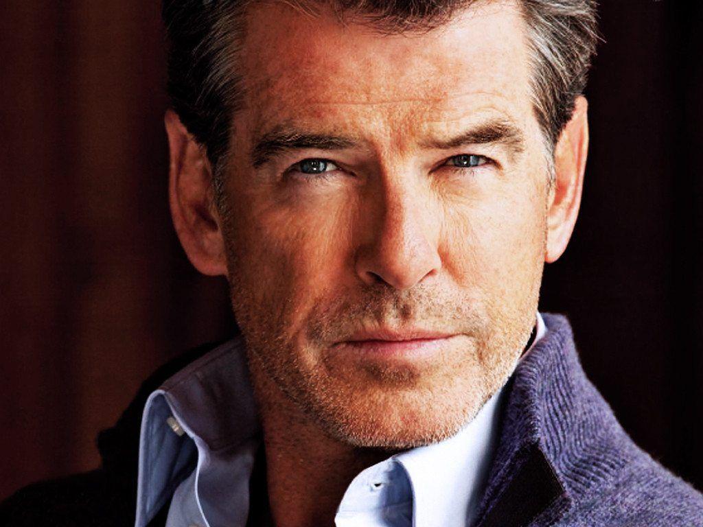 Pierce Brosnan in Port