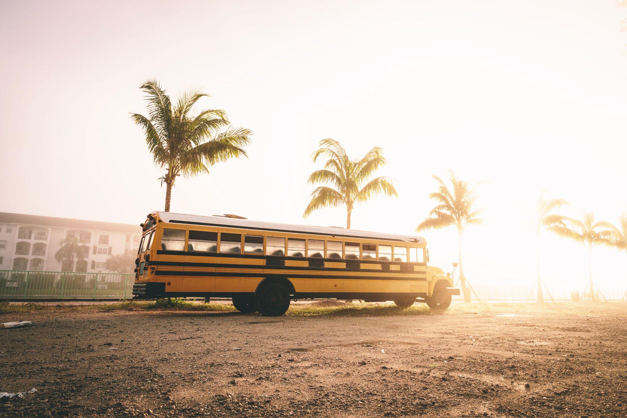 Schoolbus Wallpapers HD