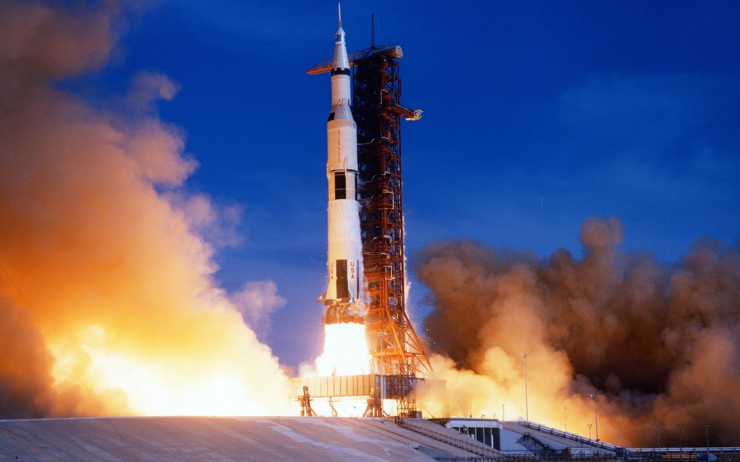 Wallpapers : NASA, vehicle, fire, rocket, Apollo, scanned image