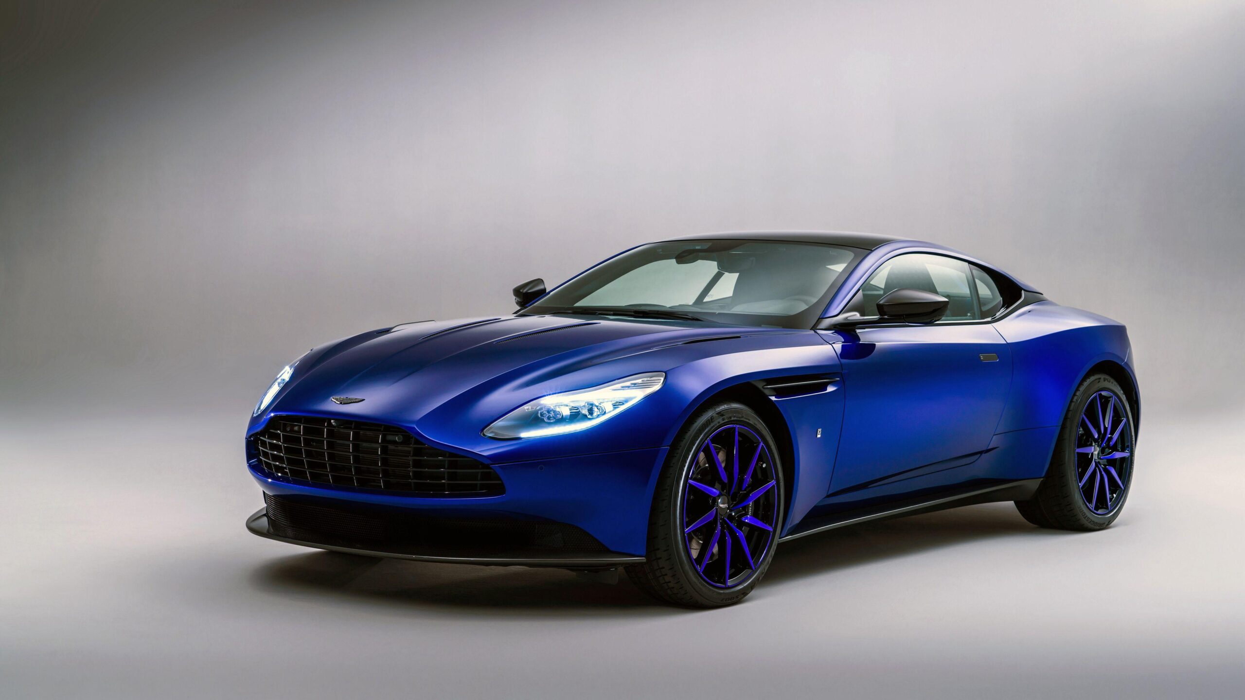 2017 Q by Aston Martin DB11 4K Wallpapers