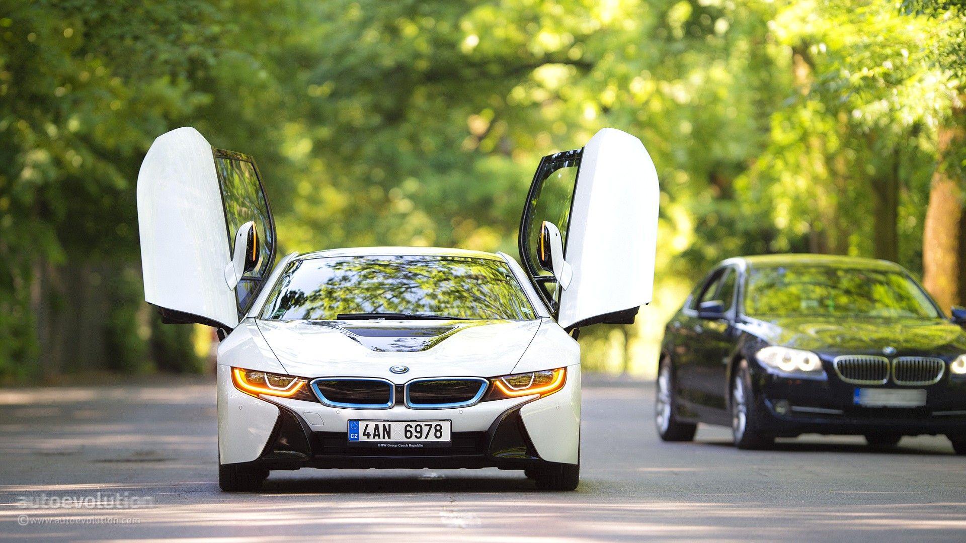 How To… BMW i8, the HD Wallpapers Guide