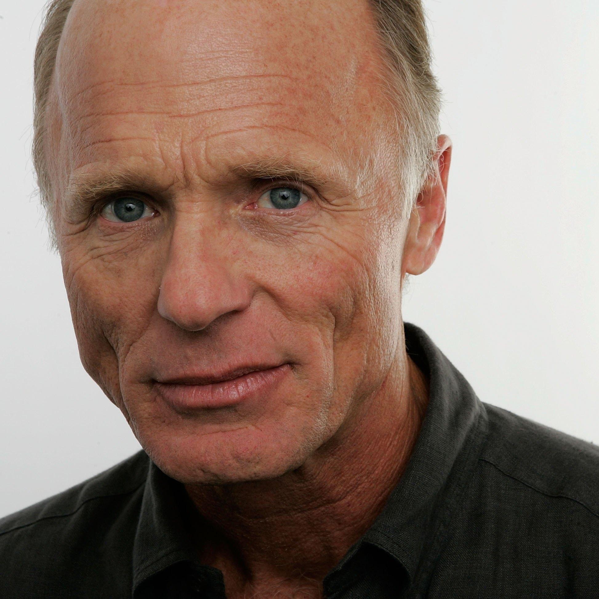 Pictures of Ed Harris