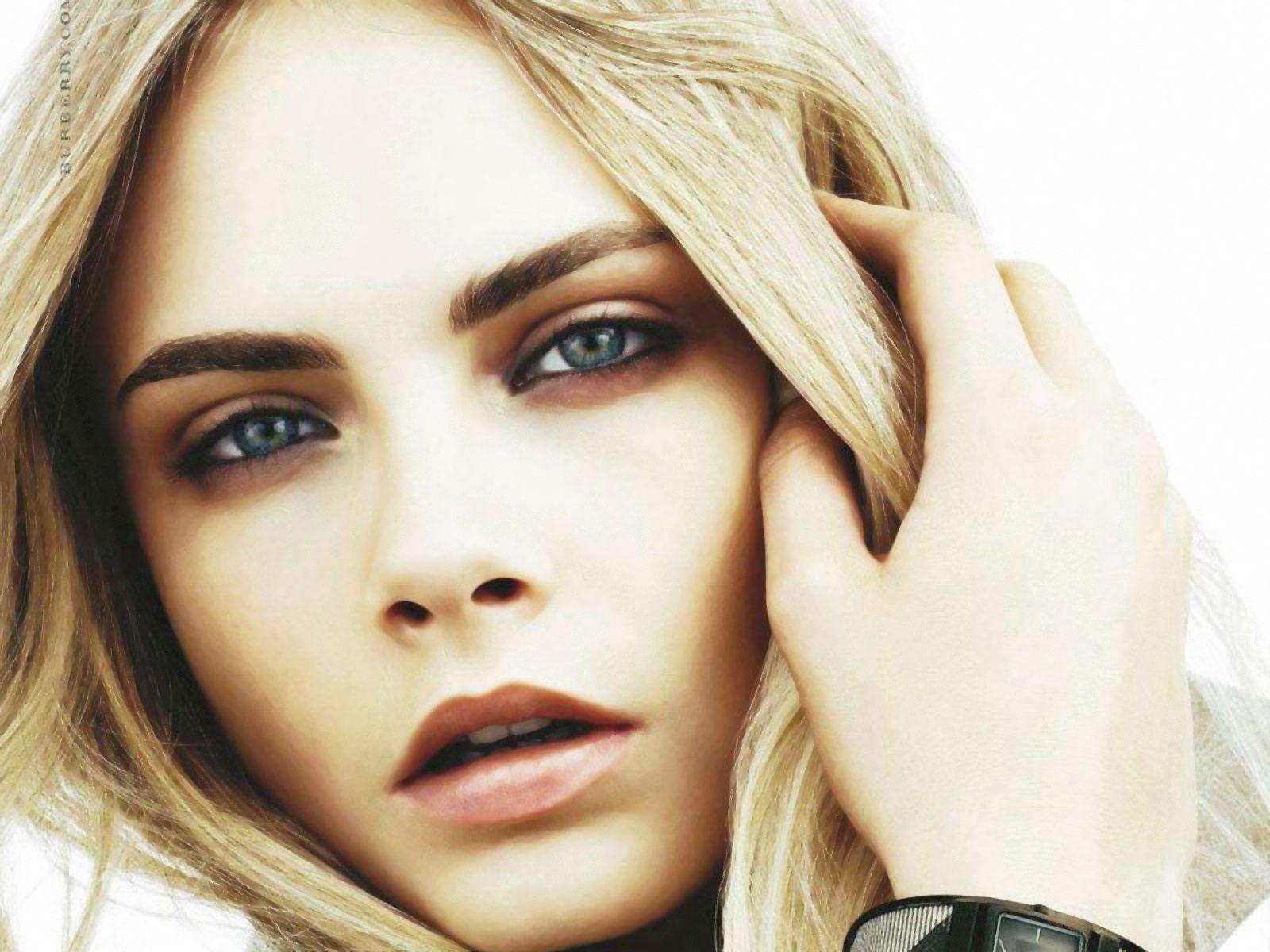 Cara Delevingne Wallpapers