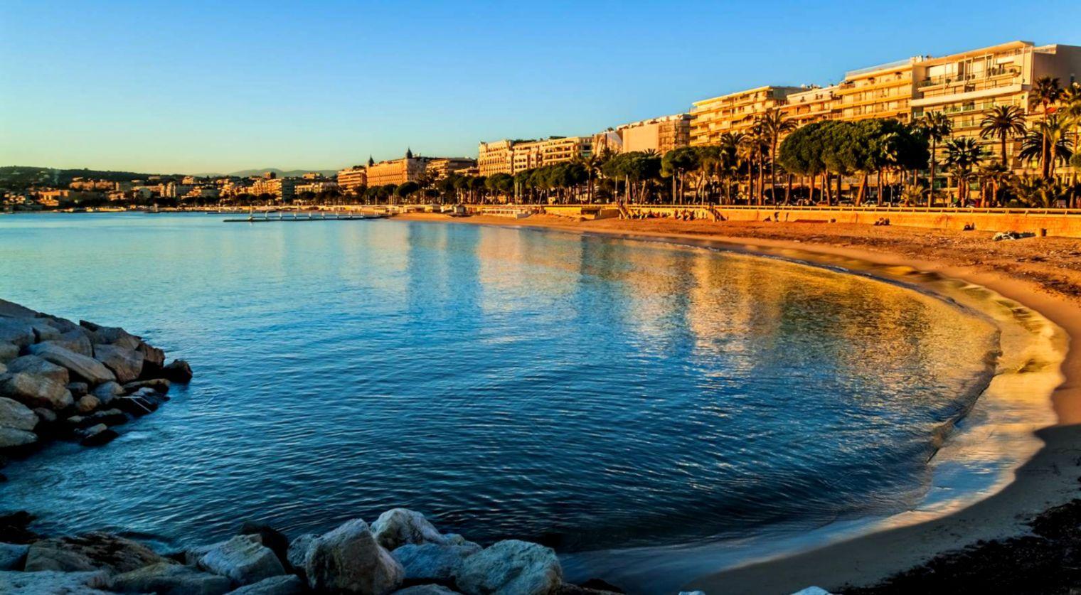 Cannes Beach Hd Photo Wallpapers