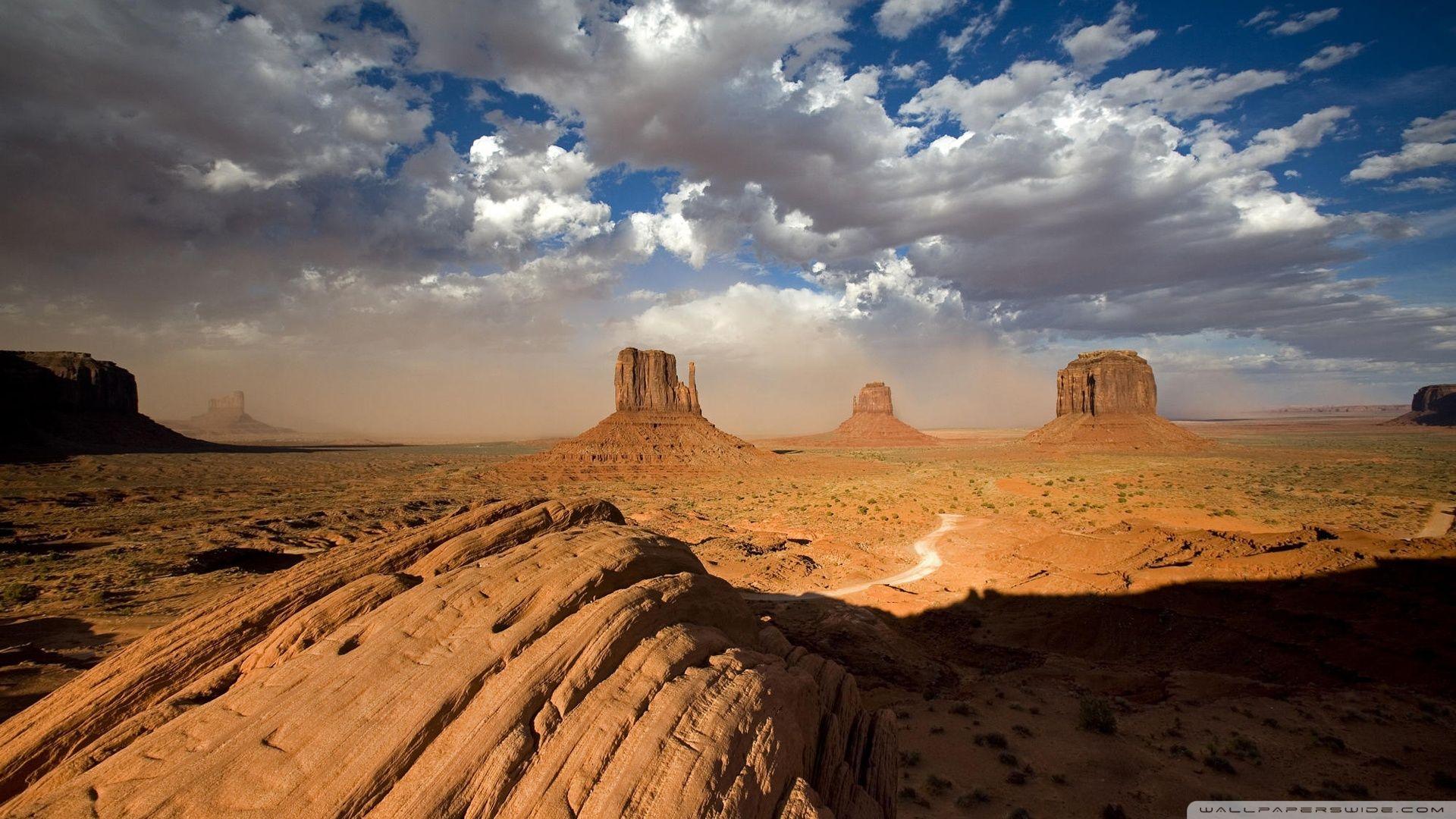 Sandstorm In Monument Valley Utah ❤ 4K HD Desktop Wallpapers for 4K