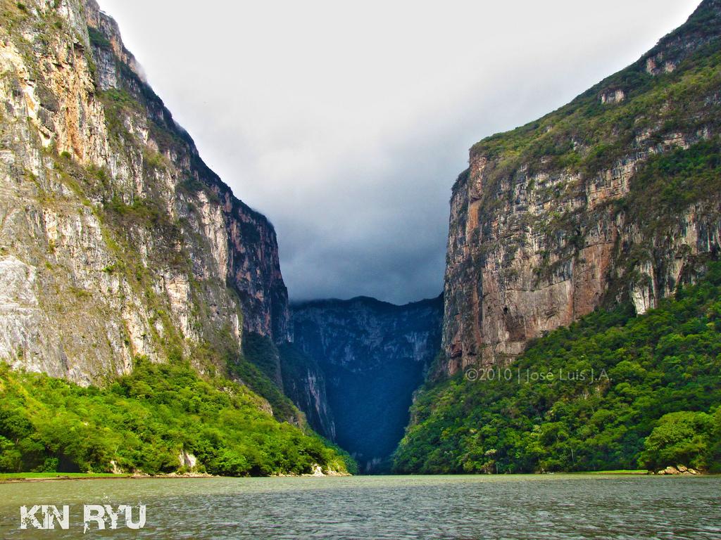 SUMIDERO CANYON