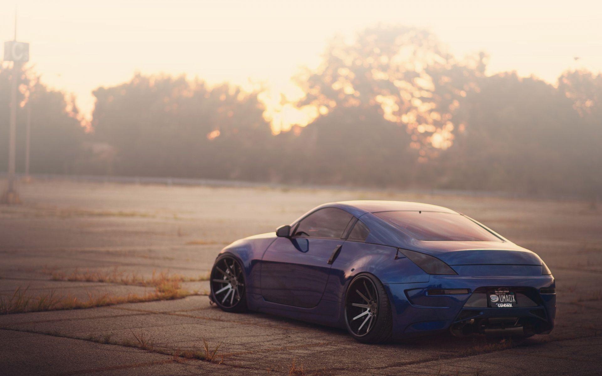 Nissan 350Z blue rear Modified wallpapers for i phones