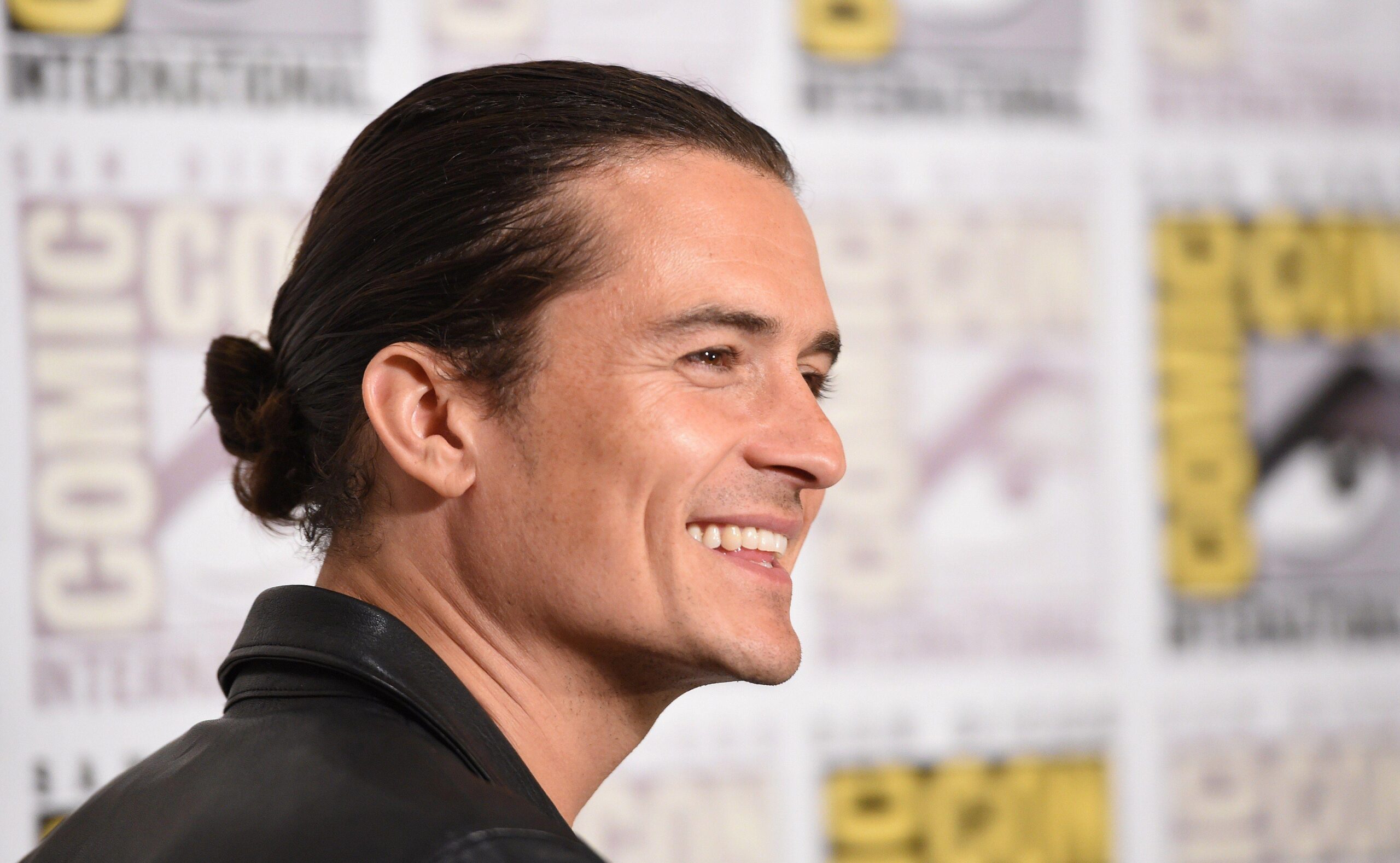 Orlando Bloom Wallpapers Image Photos Pictures Backgrounds