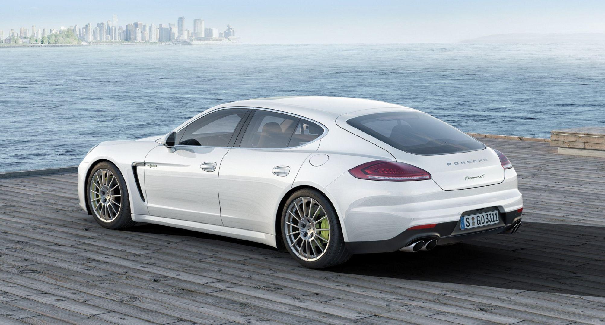 Porsche Panamera Wallpapers Image Photos Pictures Backgrounds