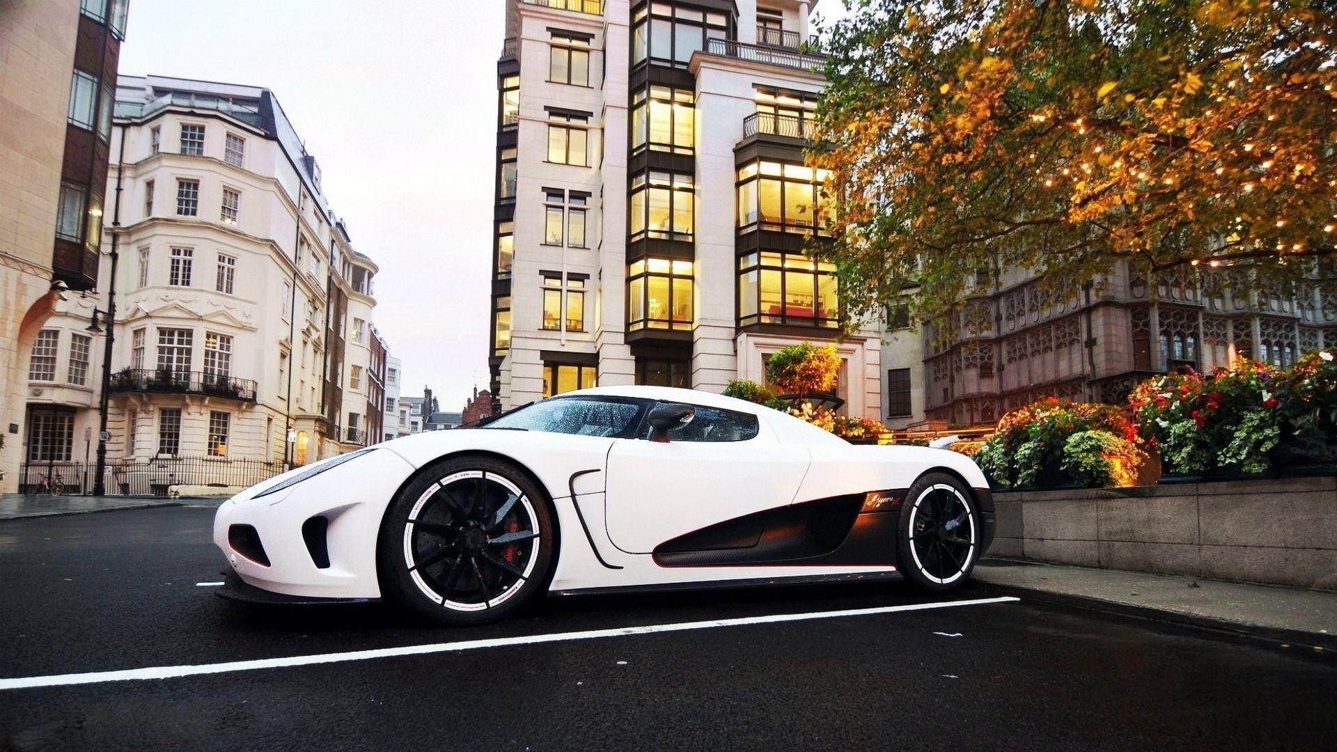 10 Koenigsegg Agera R HD Wallpapers