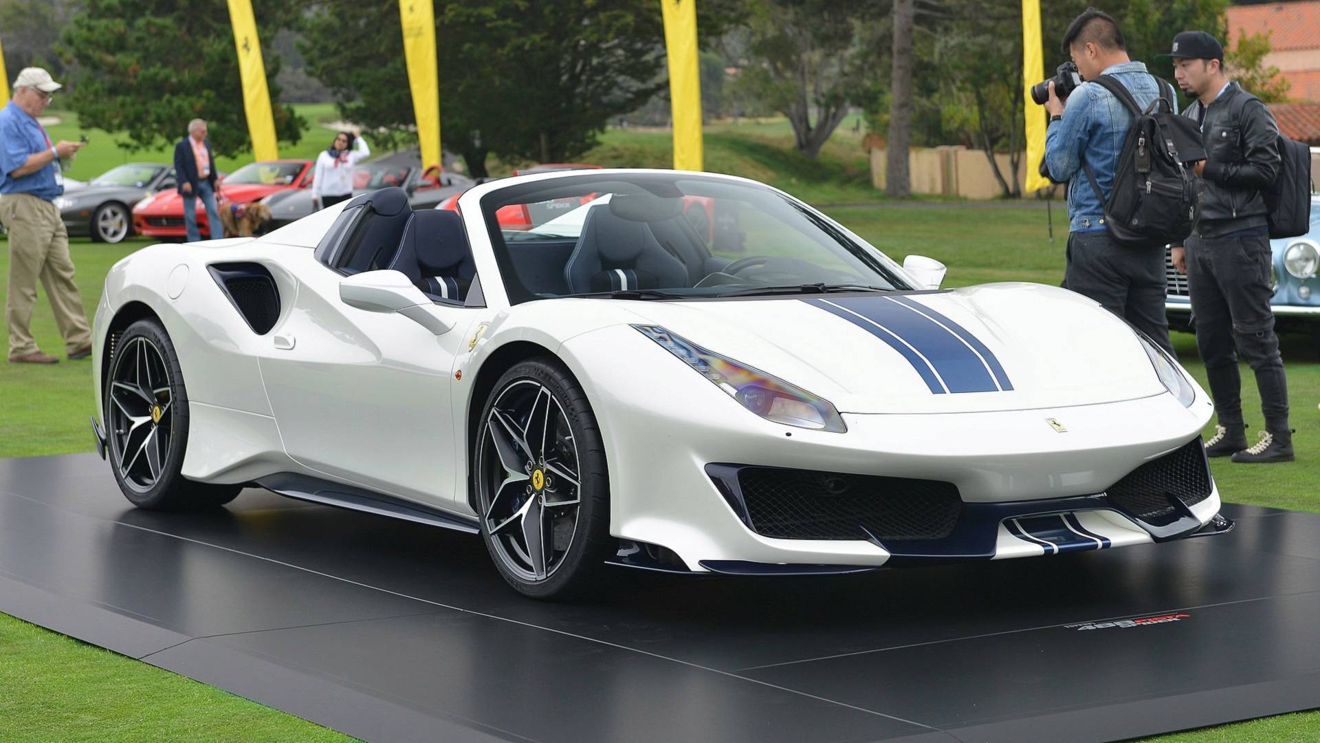 Ferrari 488 Pista Spider unveiled as company’s 50th droptop model