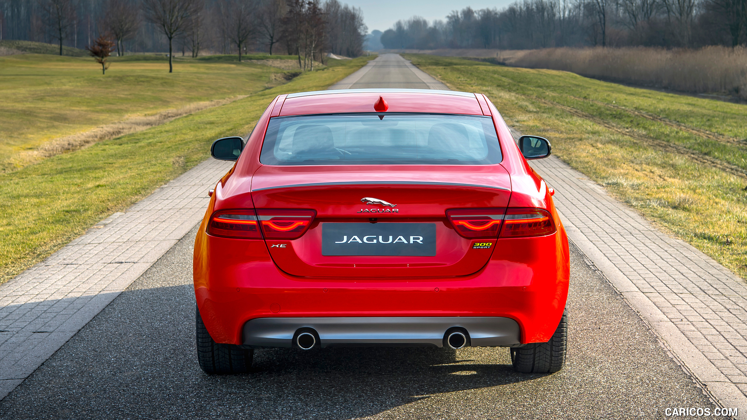 2019 Jaguar XE 300 SPORT