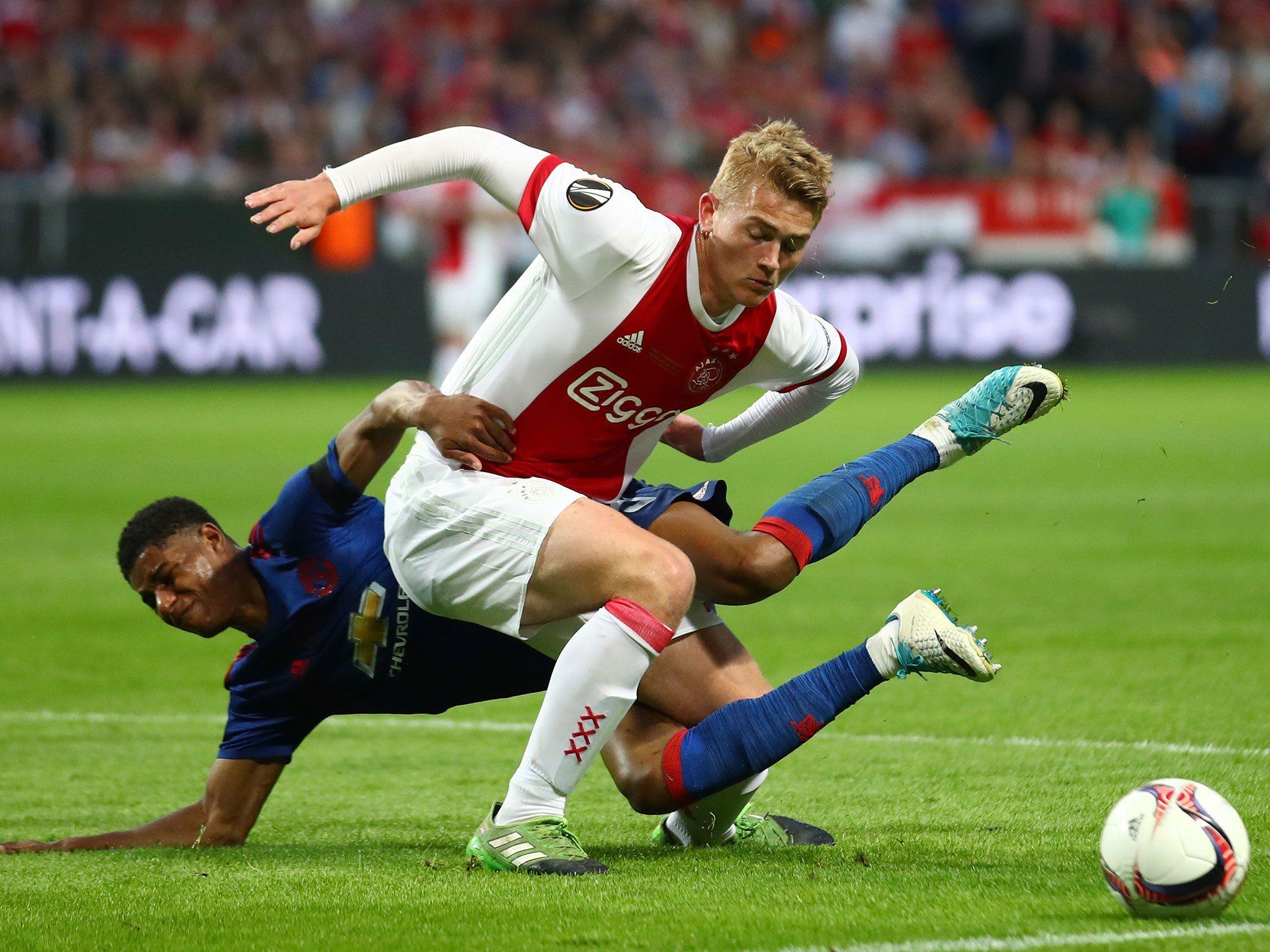 Manchester United target Matthijs de Ligt ‘honoured’ by transfer