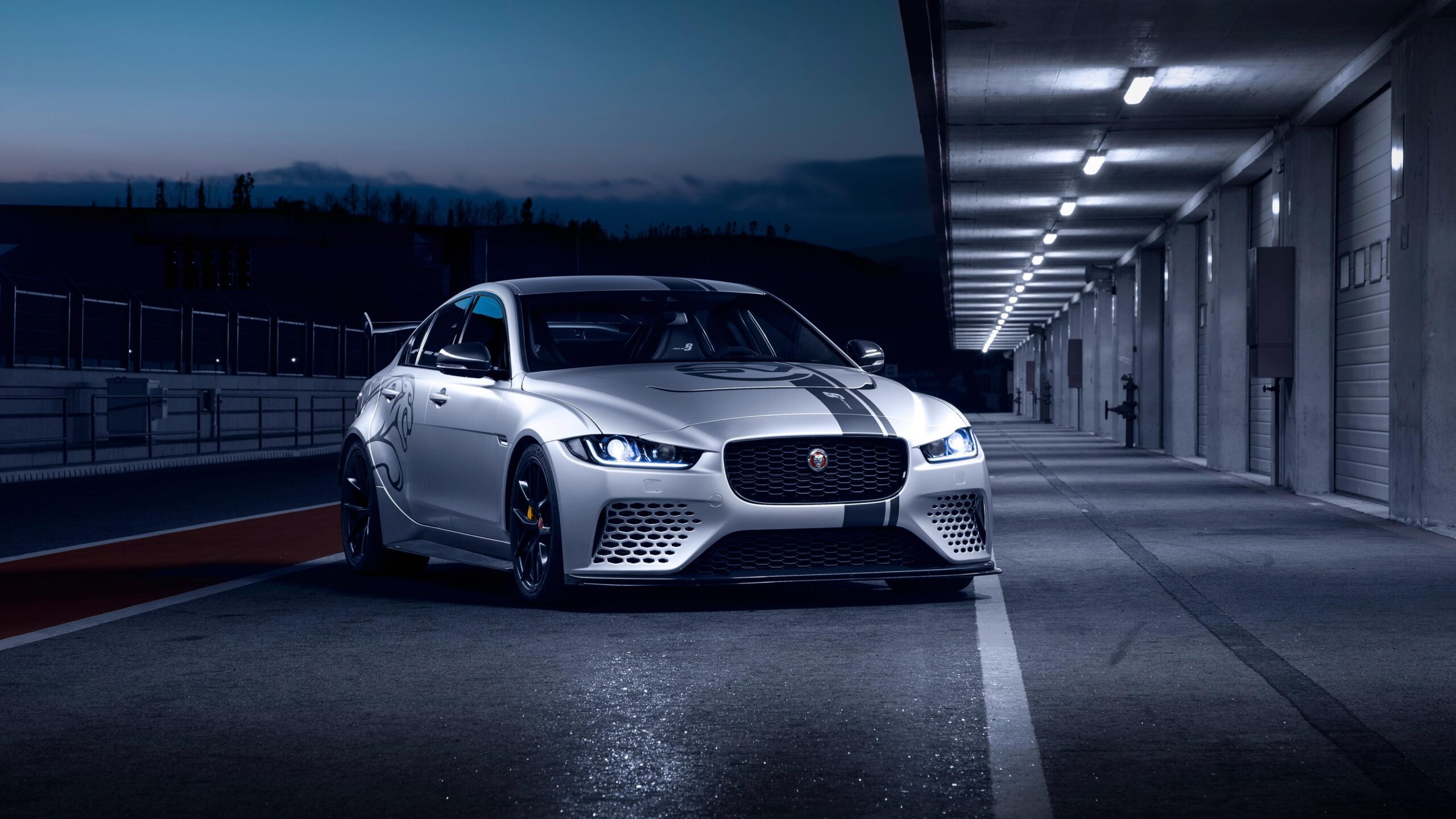 Jaguar XE SV Project 8 2018 4K 2 Wallpapers