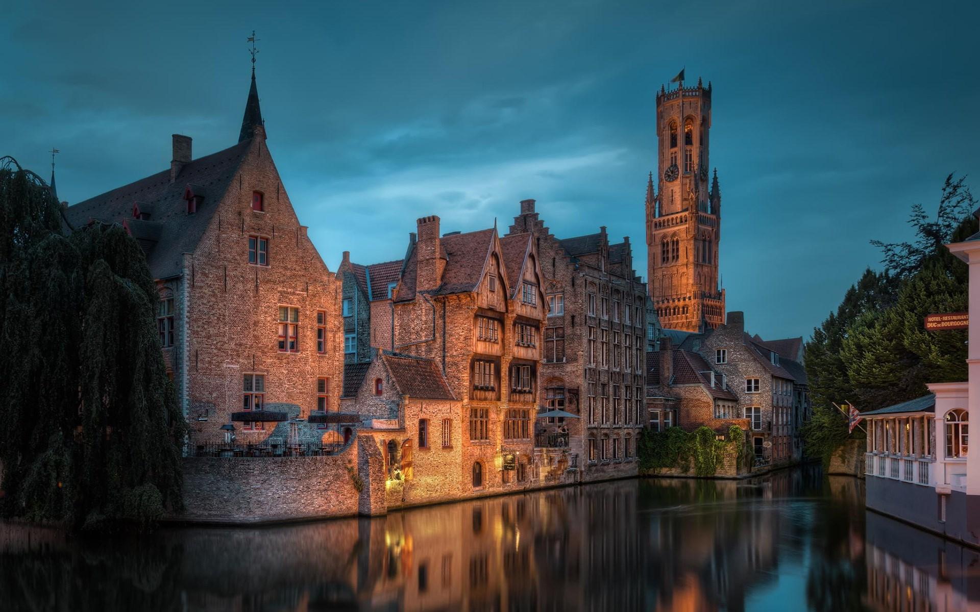 free screensaver wallpapers for bruges