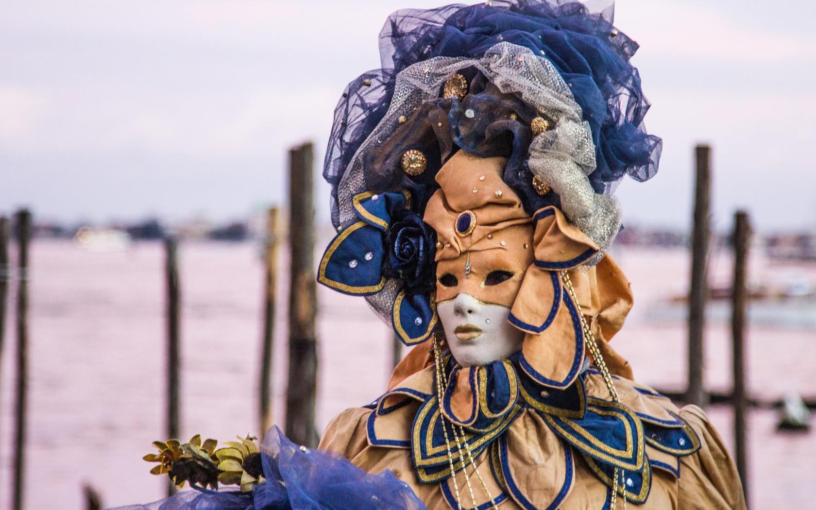 In Pictures: 13 Striking Image Of Venice Carnival