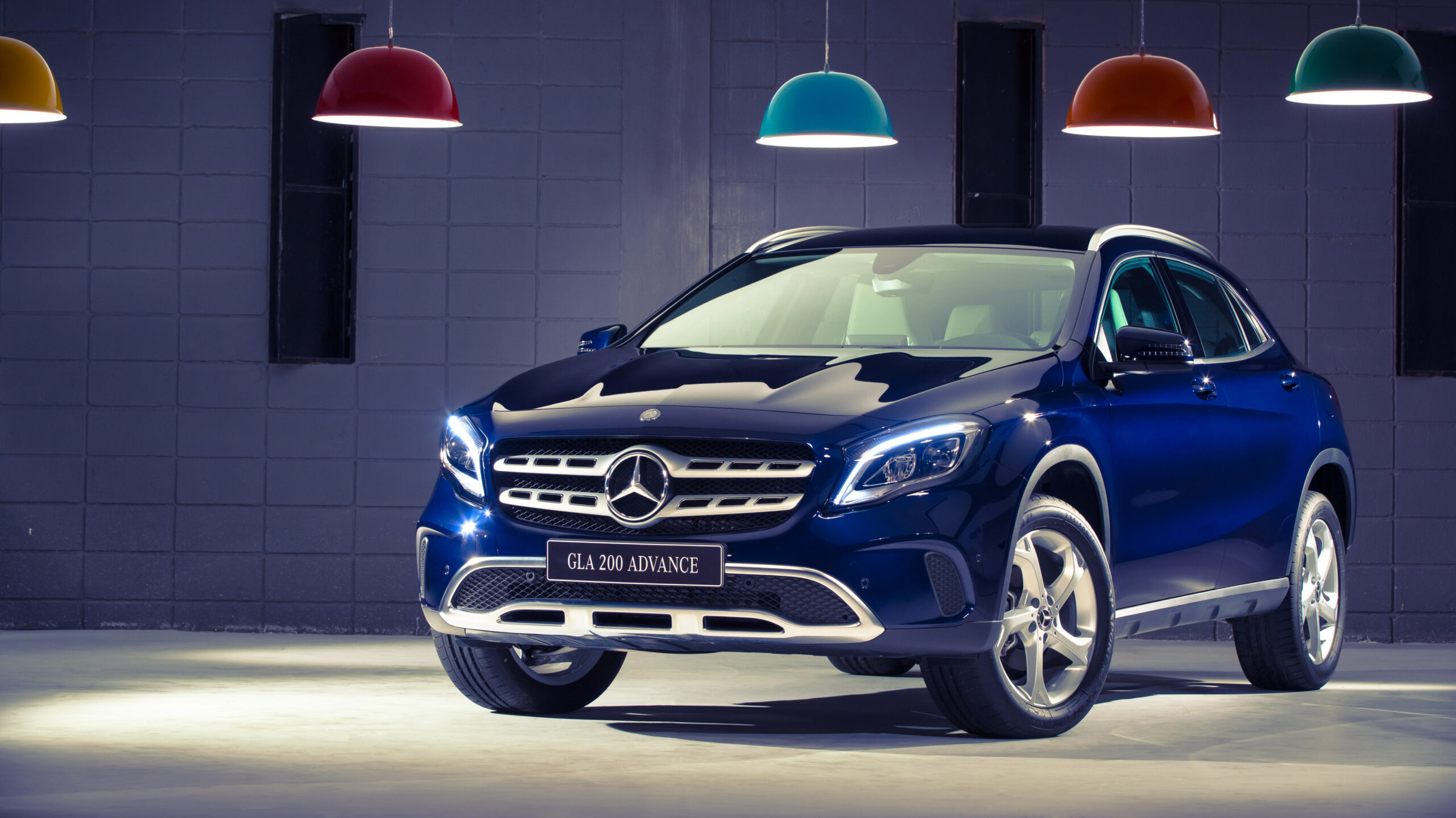 2017 Mercedes Benz GLA 200 Wallpapers