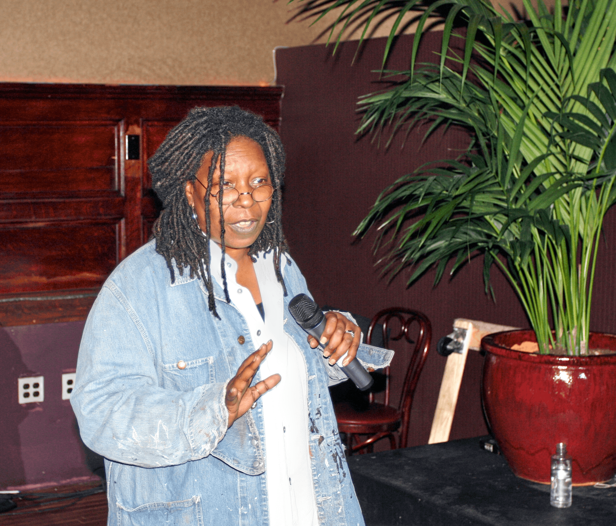 Pictures of Whoopi Goldberg, Picture