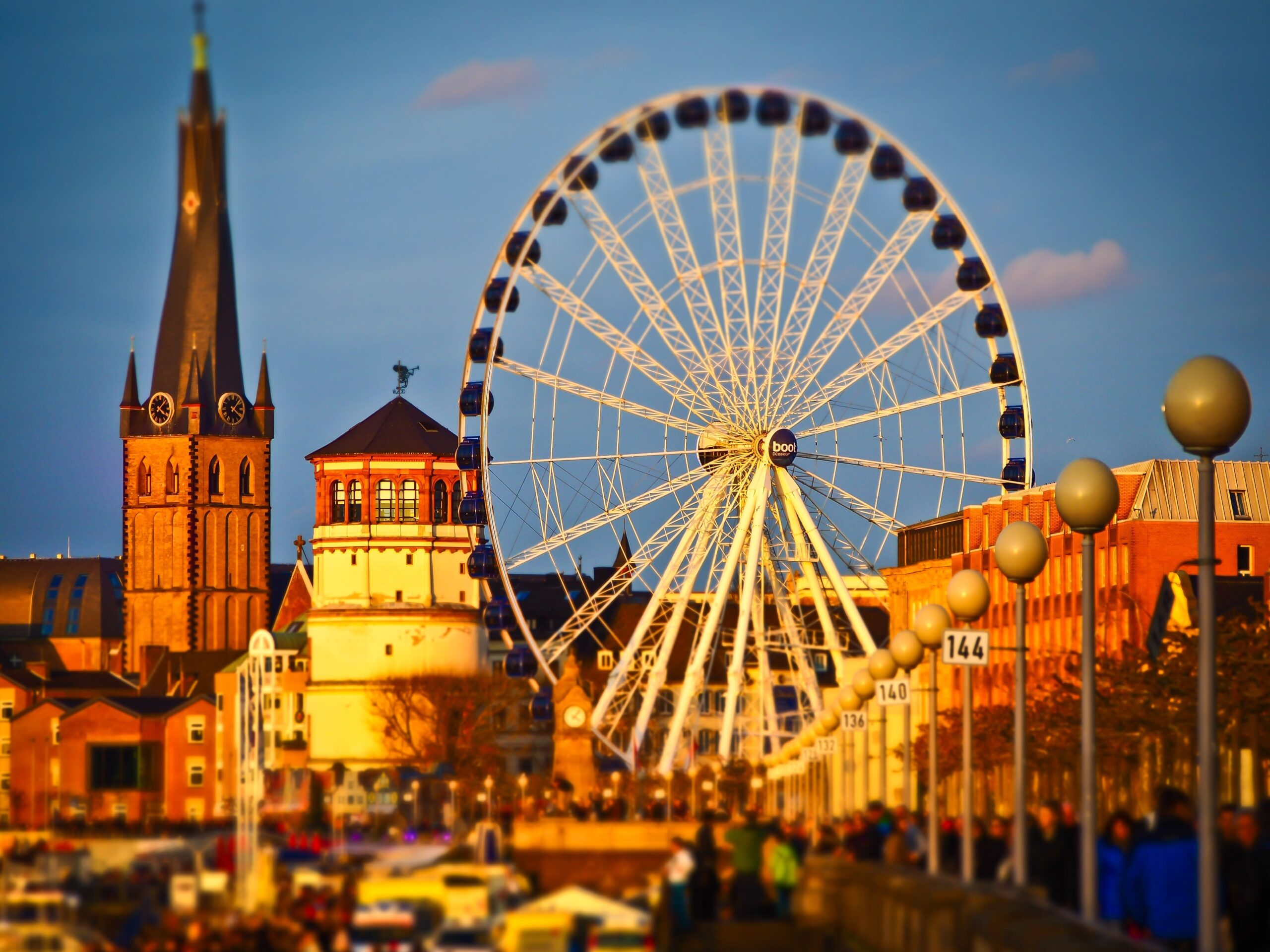 Skyline, Rhine Promenade, Düsseldorf, , free image