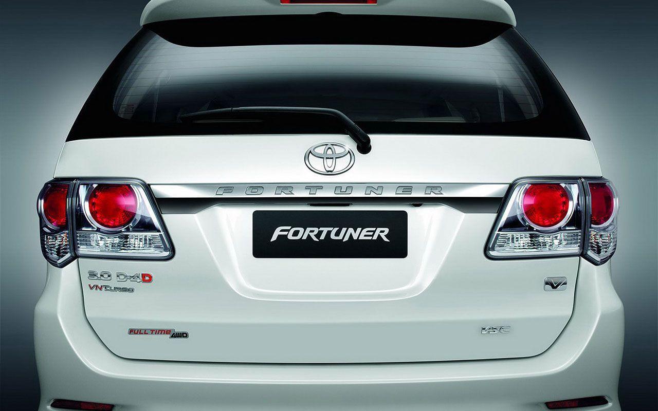 Toyota Fortuner Pictures