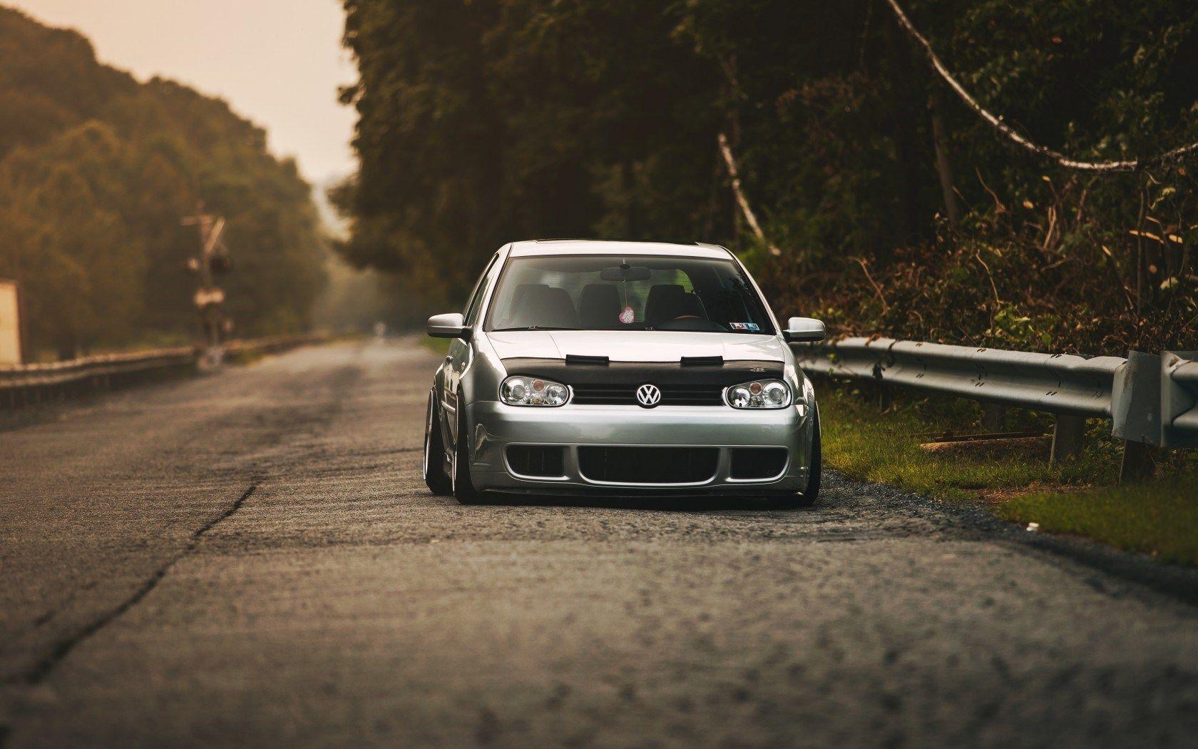 Volkswagen Golf R32 Car Tuning Road