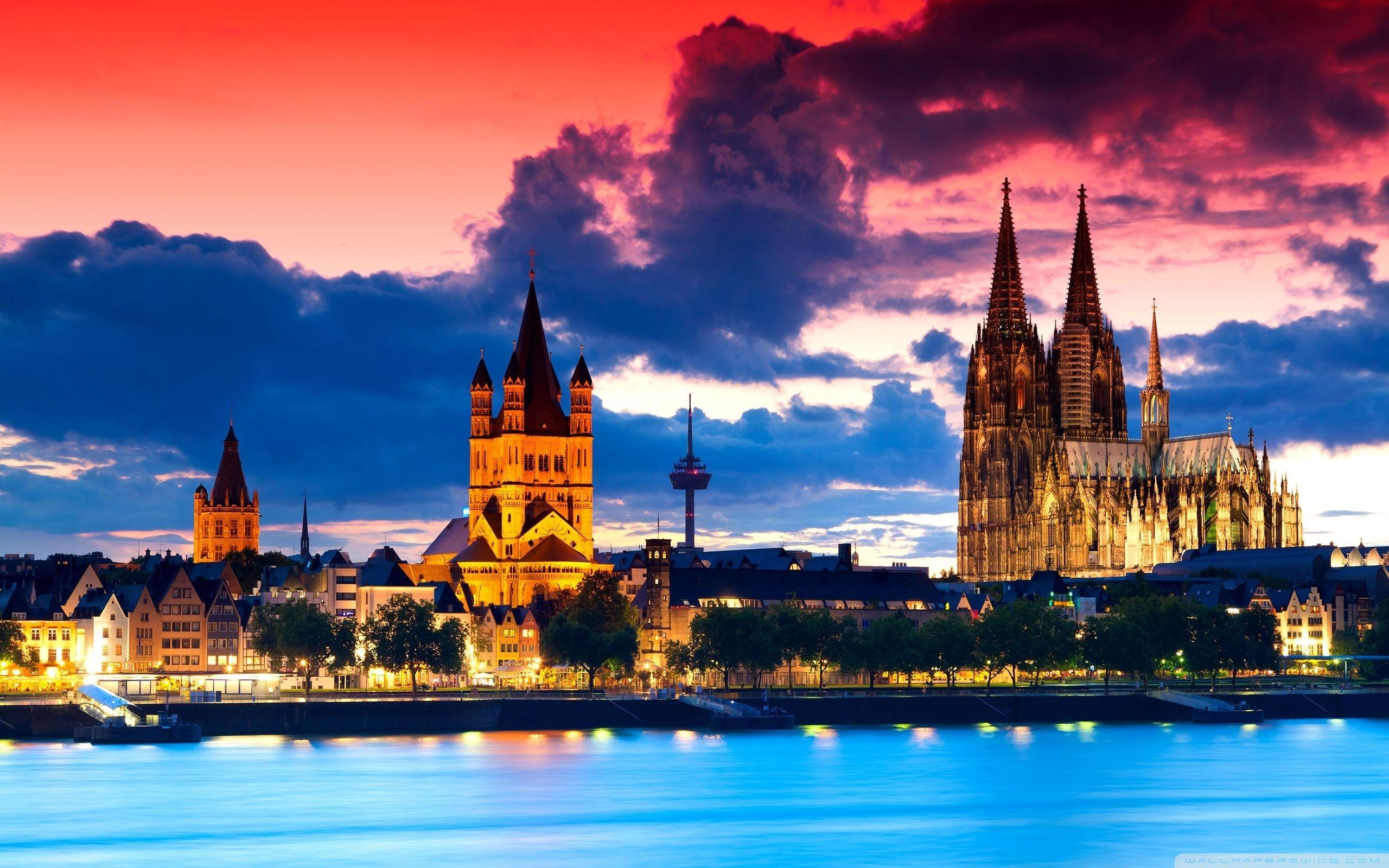 Cologne Cathedral At Dusk HD desktop wallpapers : High Definition