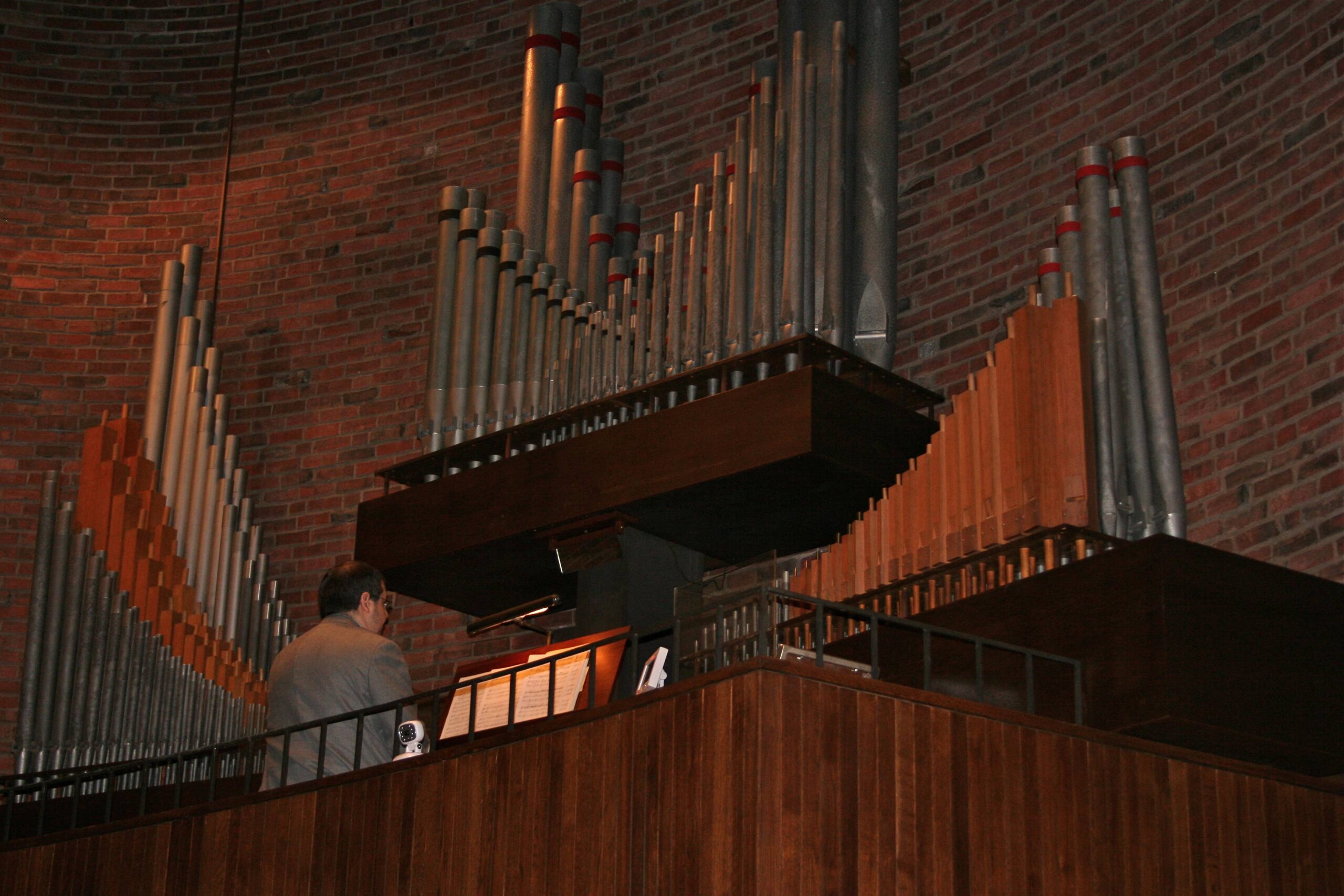 10 Pipe Organ Wallpapers