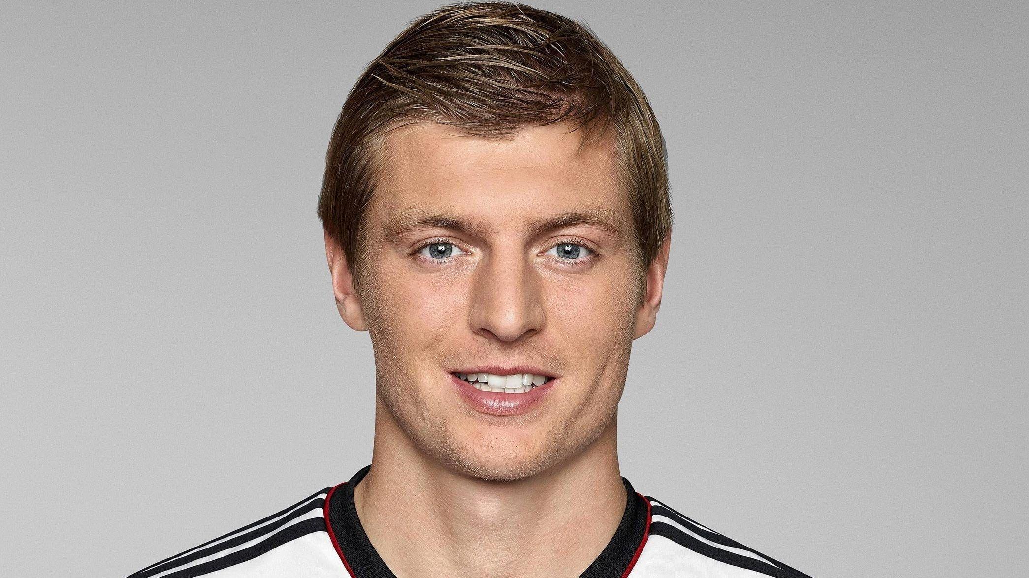 Toni Kroos Wallpapers Image Photos Pictures Backgrounds