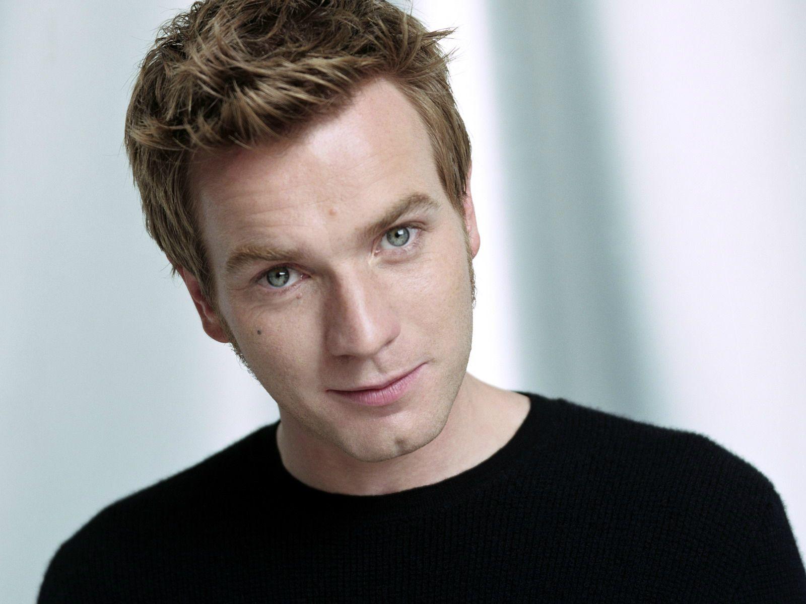 Ewan Mcgregor HD Desktop Wallpapers